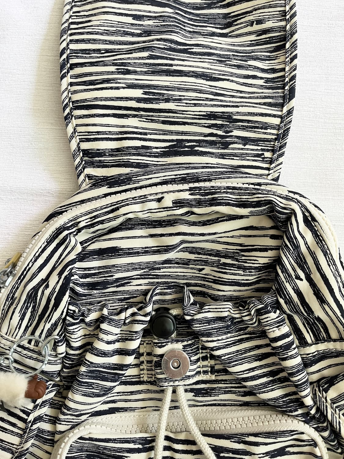 키플링 시티팩 미니 (stripe) 상품이미지5