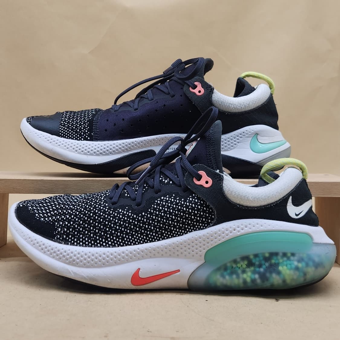 나이키 조이라이드런 플라이니트 운동화 270 상품이미지1