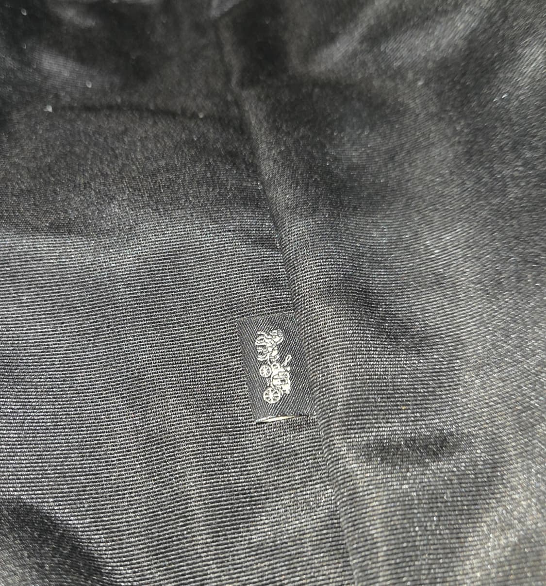 코치 시그니쳐 짚 탑 토트백 상품이미지10