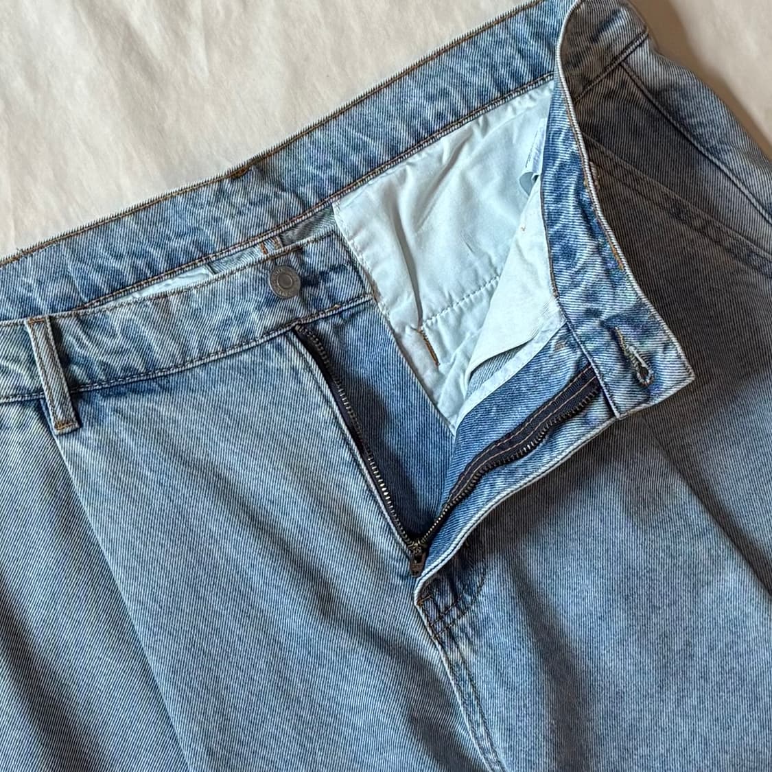 [34] OUTSTANDING 원턱 데님 쇼츠 상품이미지4