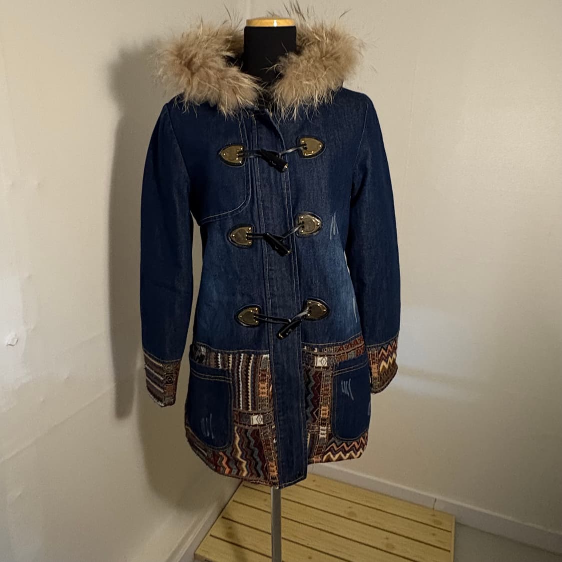 여성 빈티지 보헤미안 모리 패치 자수 Y2k 퍼 데님 더플 코트 상품이미지1