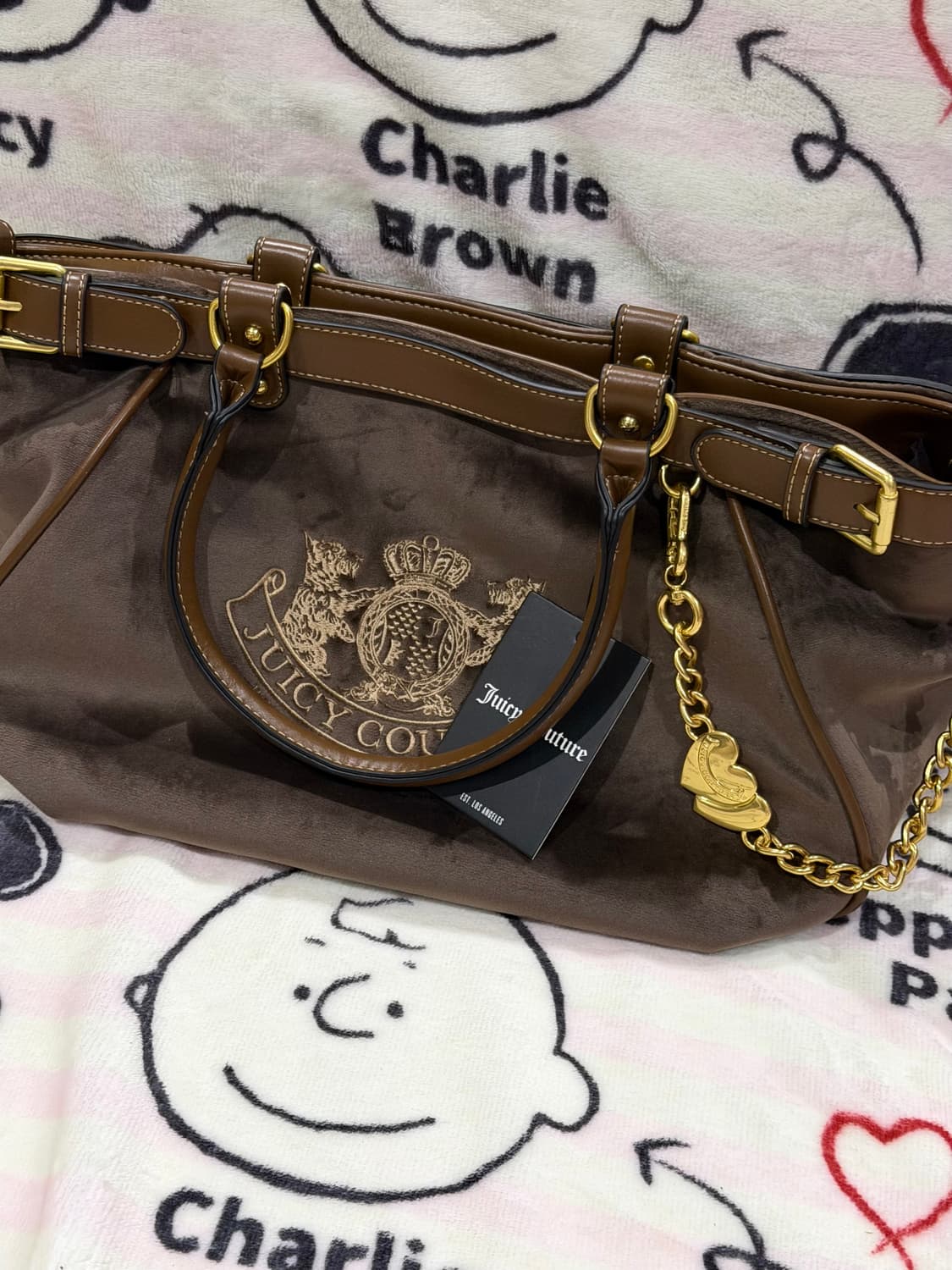 [신상✨프리뷰세일]대대장 신상 쥬시꾸뛰르 브라운 벨벳 숄더백 상품이미지9