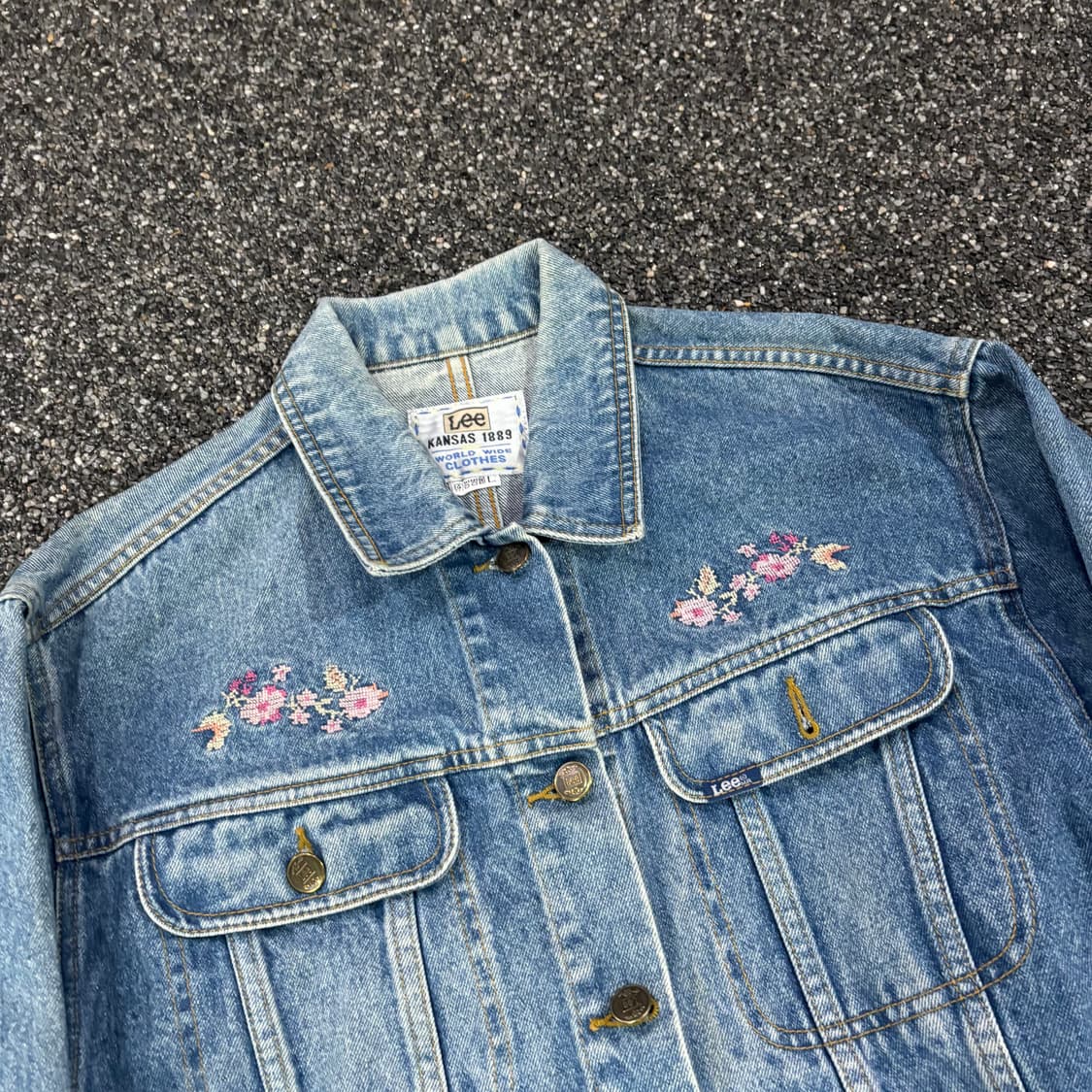 Lee 00s 플라워 데님 트러커 자켓 상품이미지2