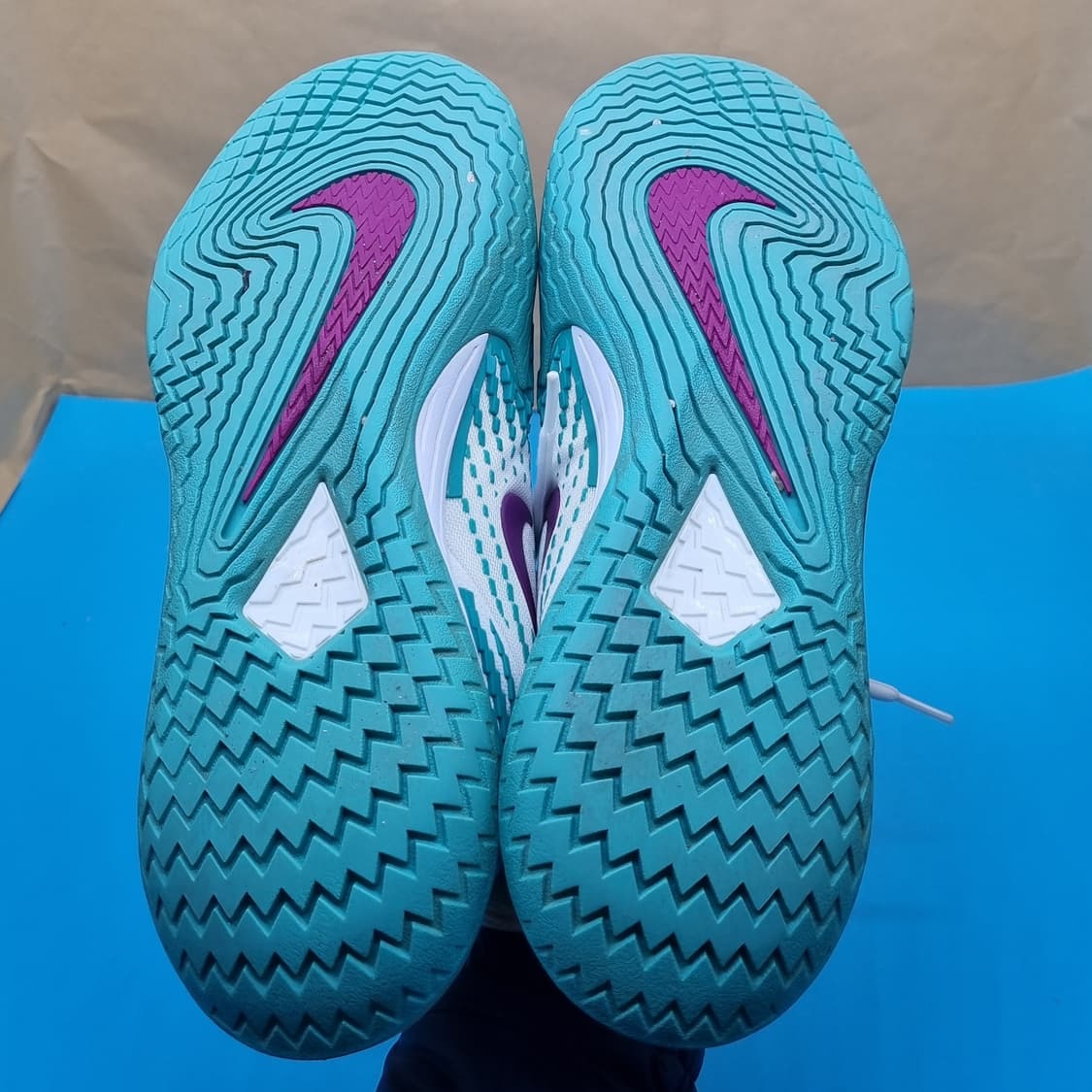 나이키 에어줌 베이퍼 케이지 테니스화240 상품이미지3