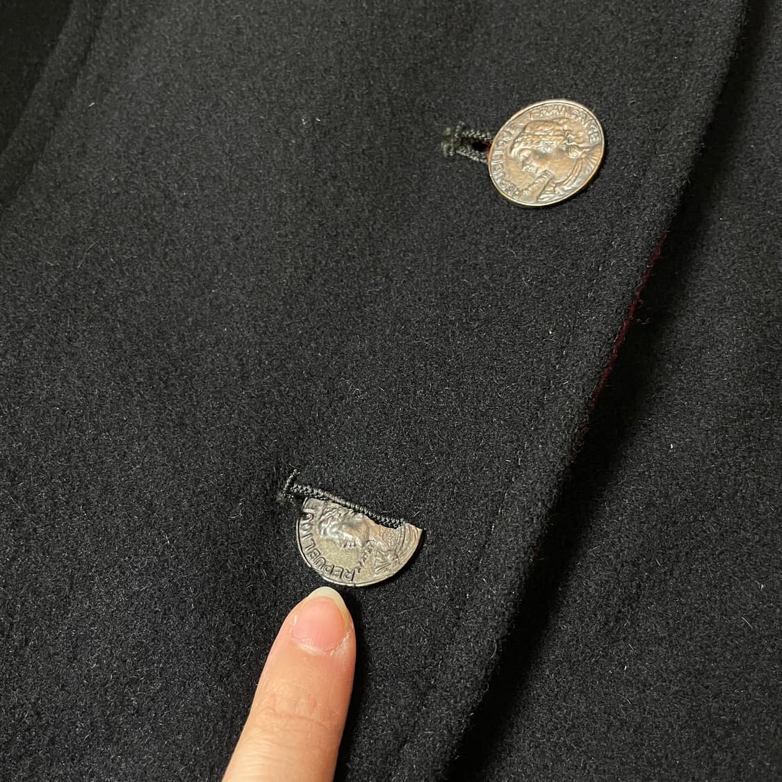 빈티지 블랙 투포켓 버튼 싱글 코트 상품이미지5