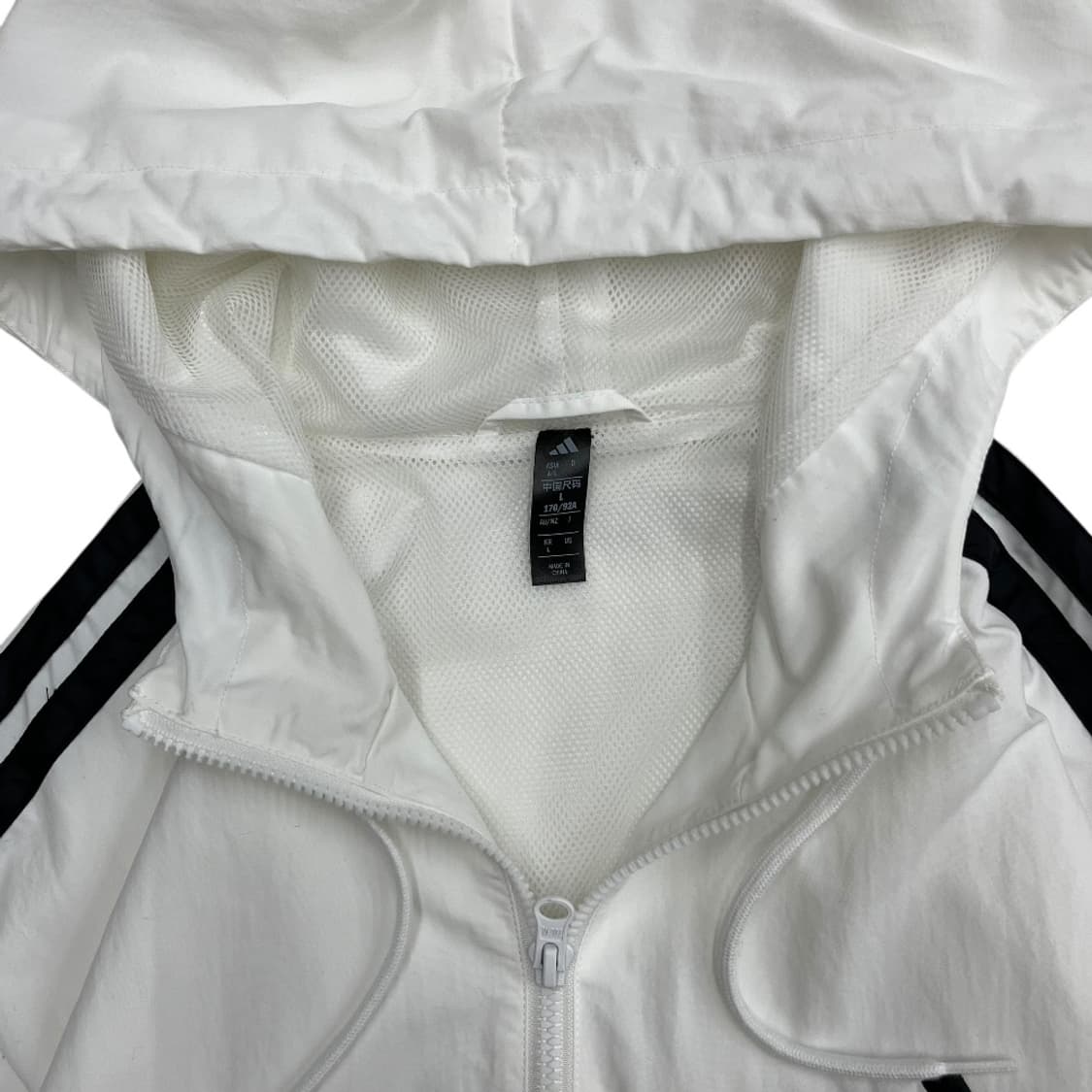 아디다스 에센셜 블랙라인 화이트 후드 바람막이 L 상품이미지5