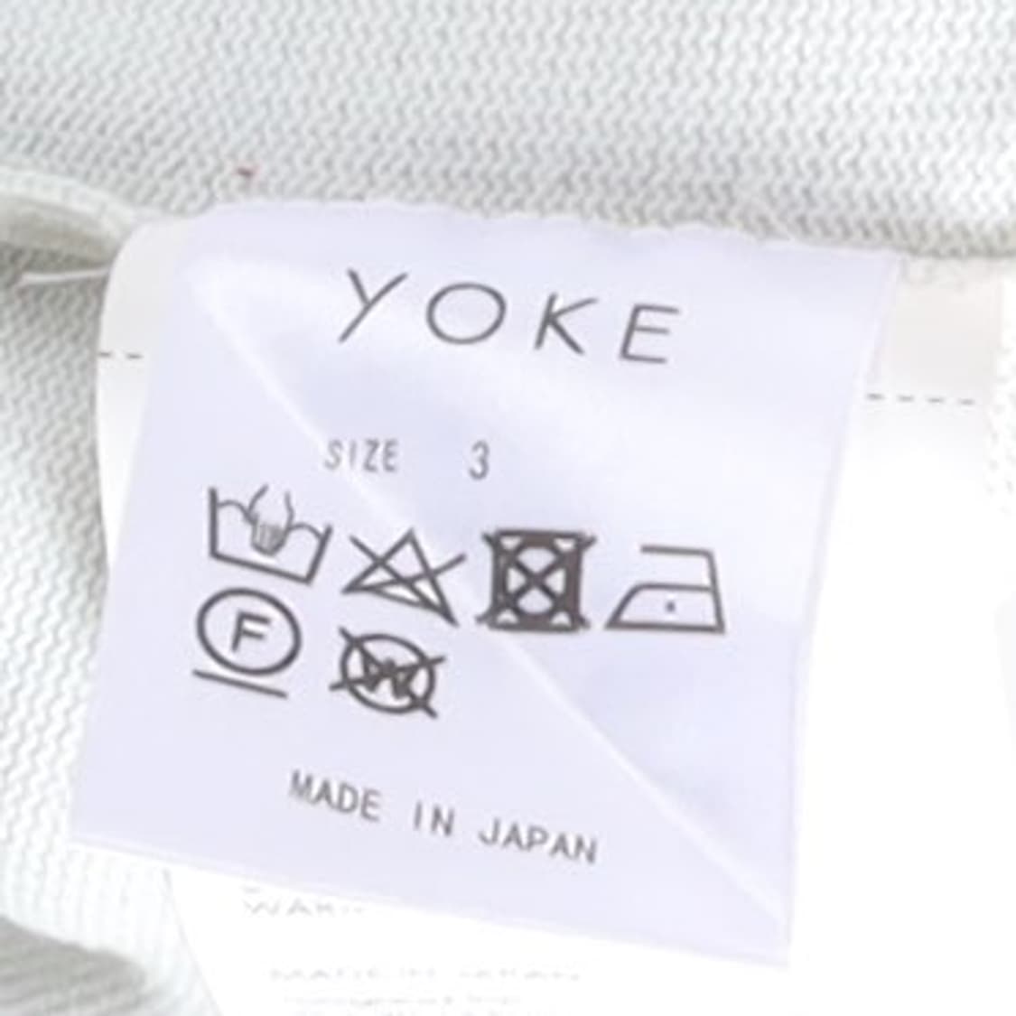 요크 Yoke Cotton Sweatshirt

 상품이미지7