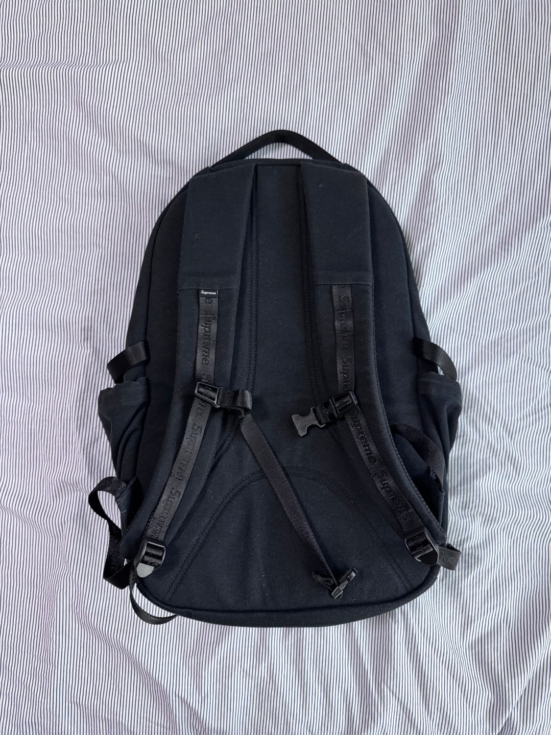 슈프림 백팩 블랙 25ss 상품이미지3