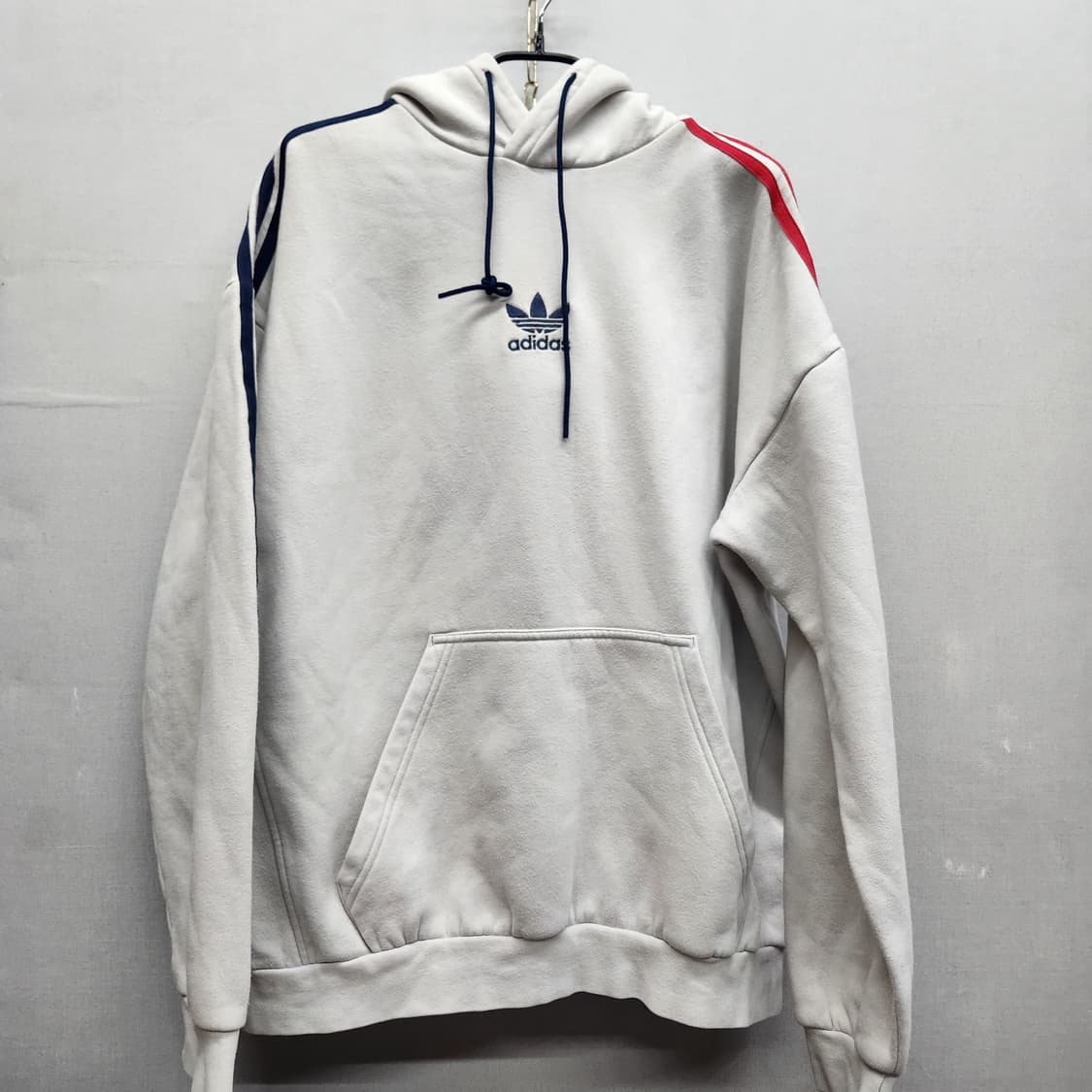 아디다스 언밸런스 삼선 미들로고 후드티 2XL 상품이미지1
