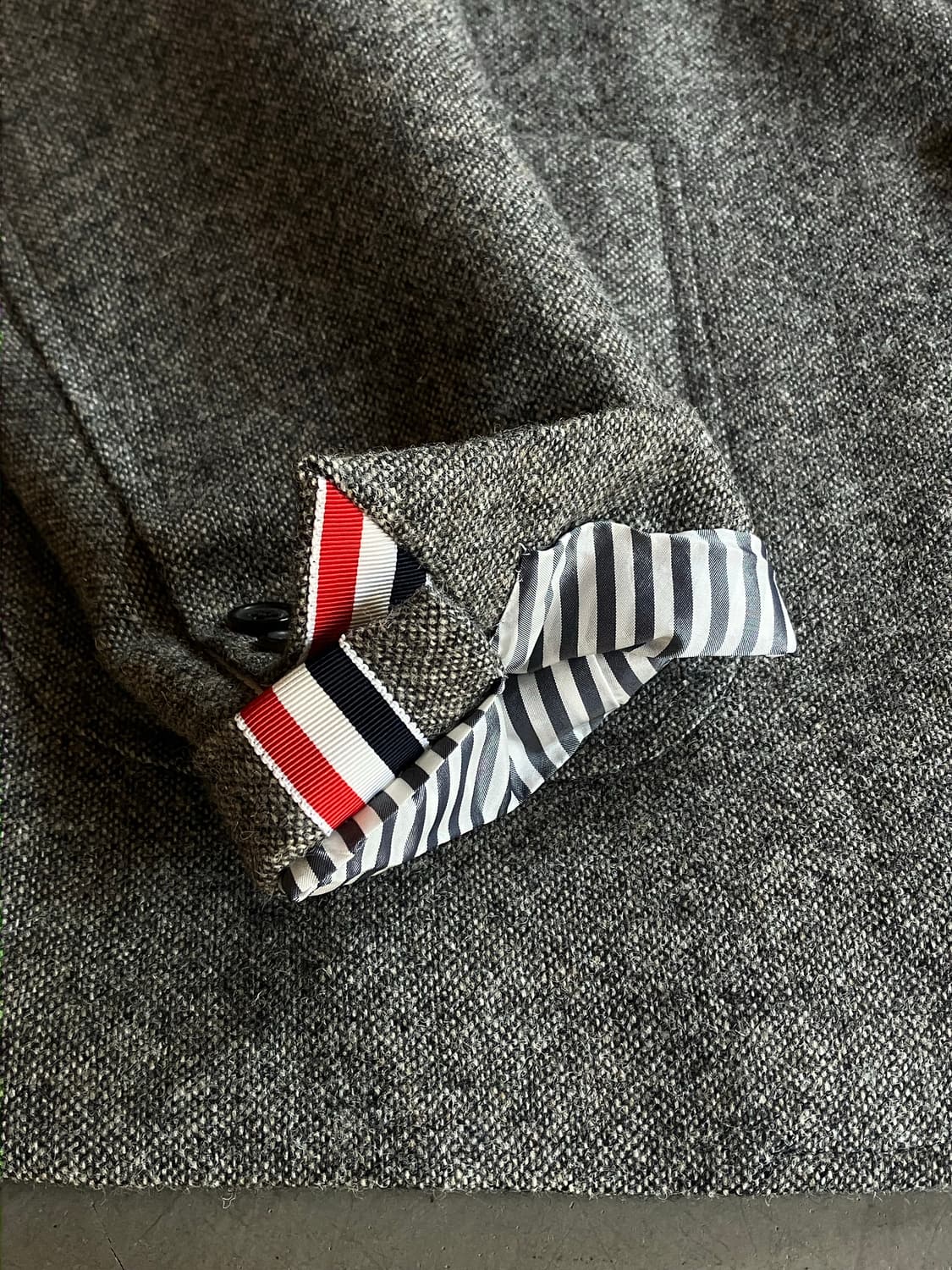 톰브라운 트위드 자켓 48 made in Italy 상품이미지2