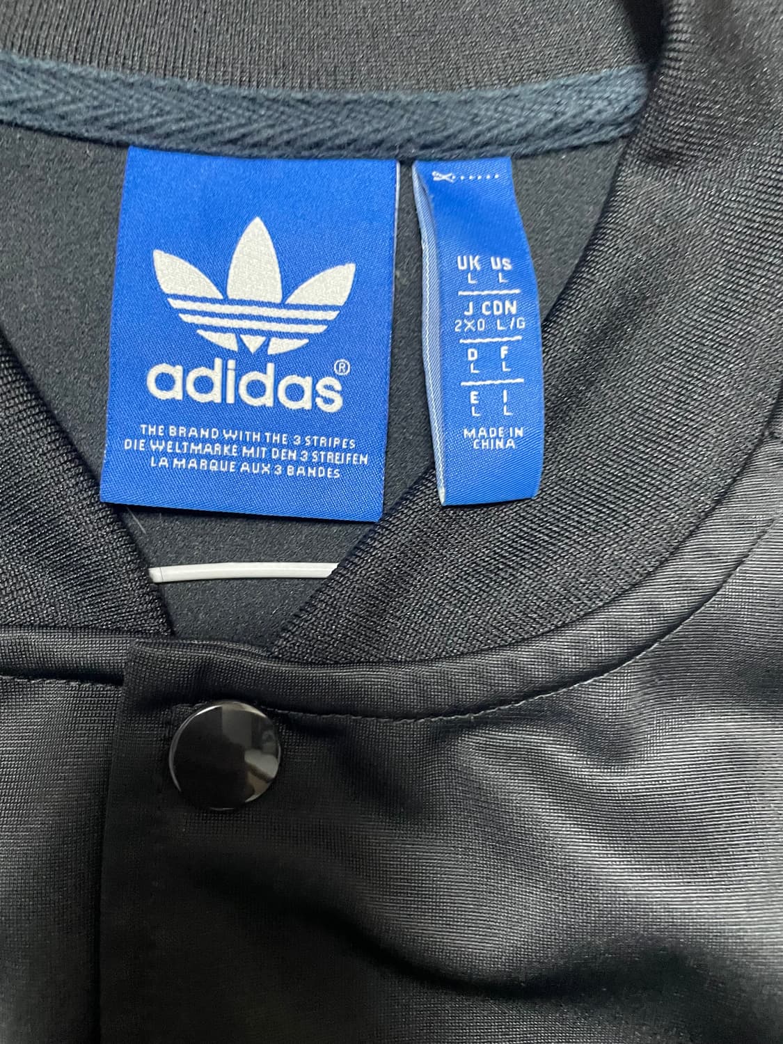 아디다스 니고베어 트랙탑 상품이미지2