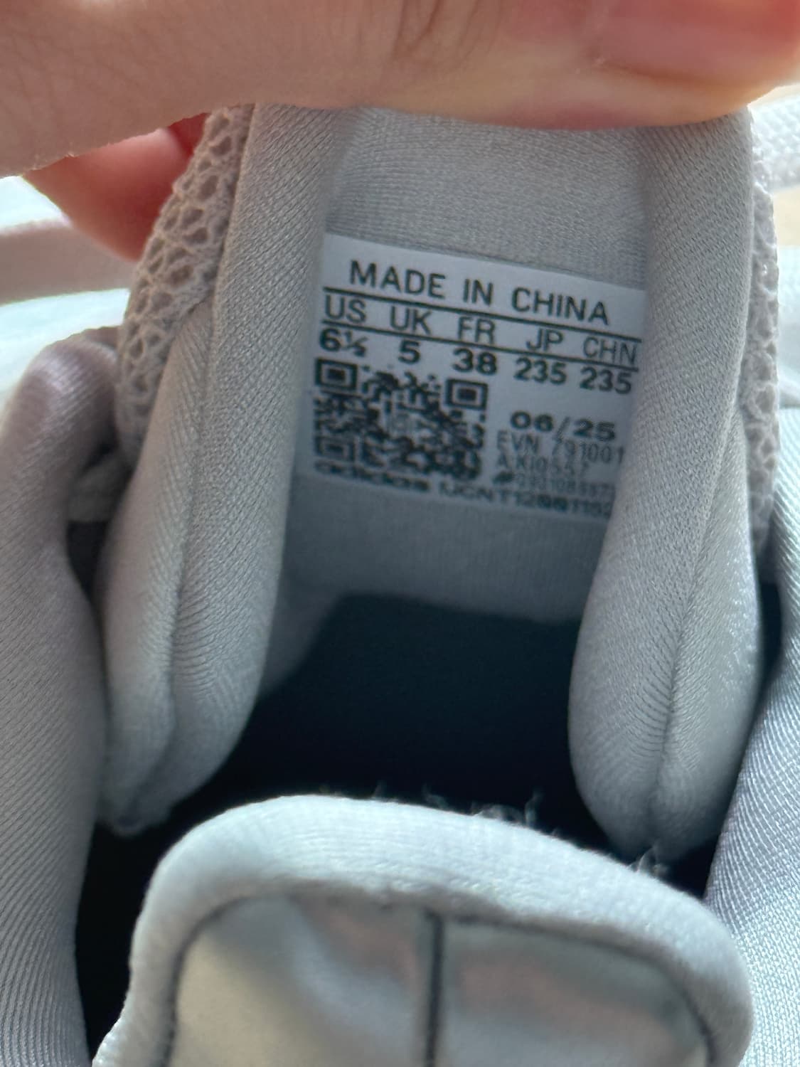 (새상품) 아디다스 오즈베누즈 실버 W235 상품이미지6