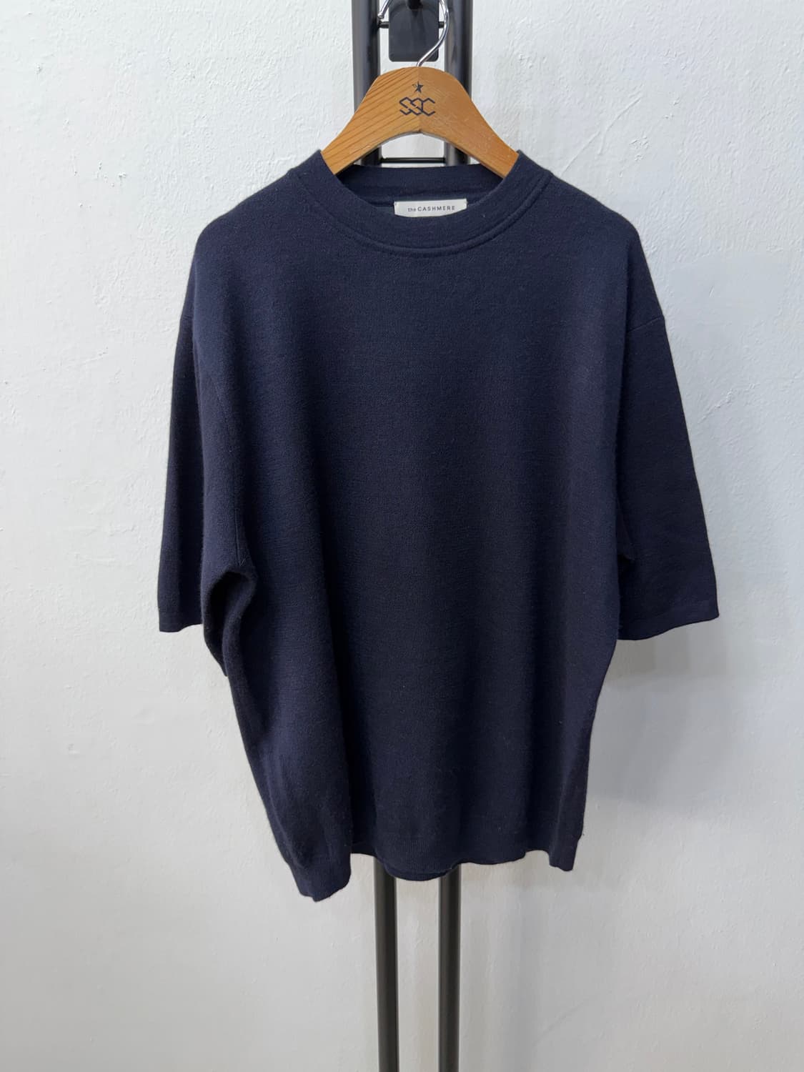 정품) 더캐시미어 한섬 루즈핏 네이비 캐시미어 니트 90 F 상품이미지1