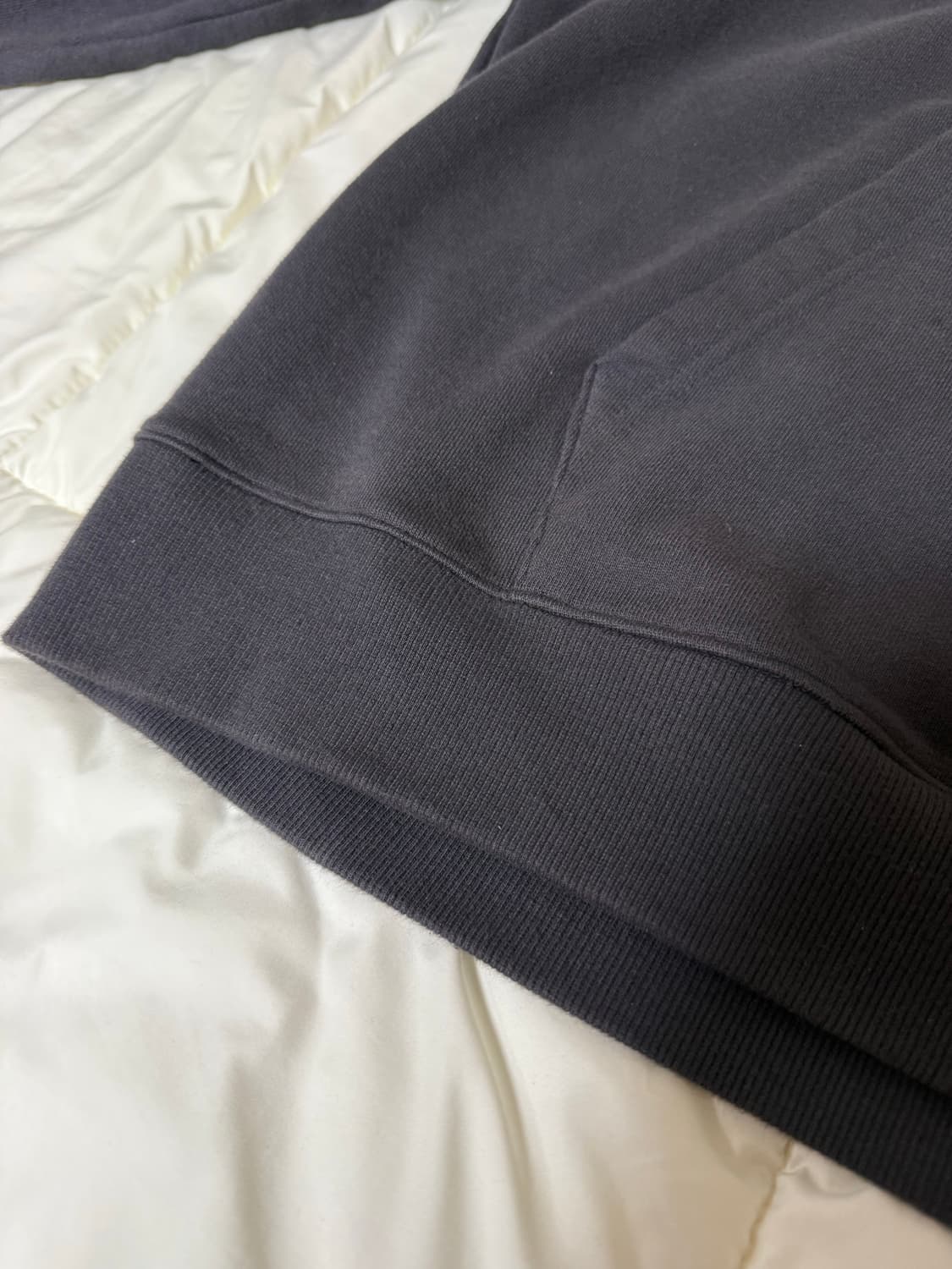 데우스 엑스 마키나 서울 앤트러사이트 상품이미지3