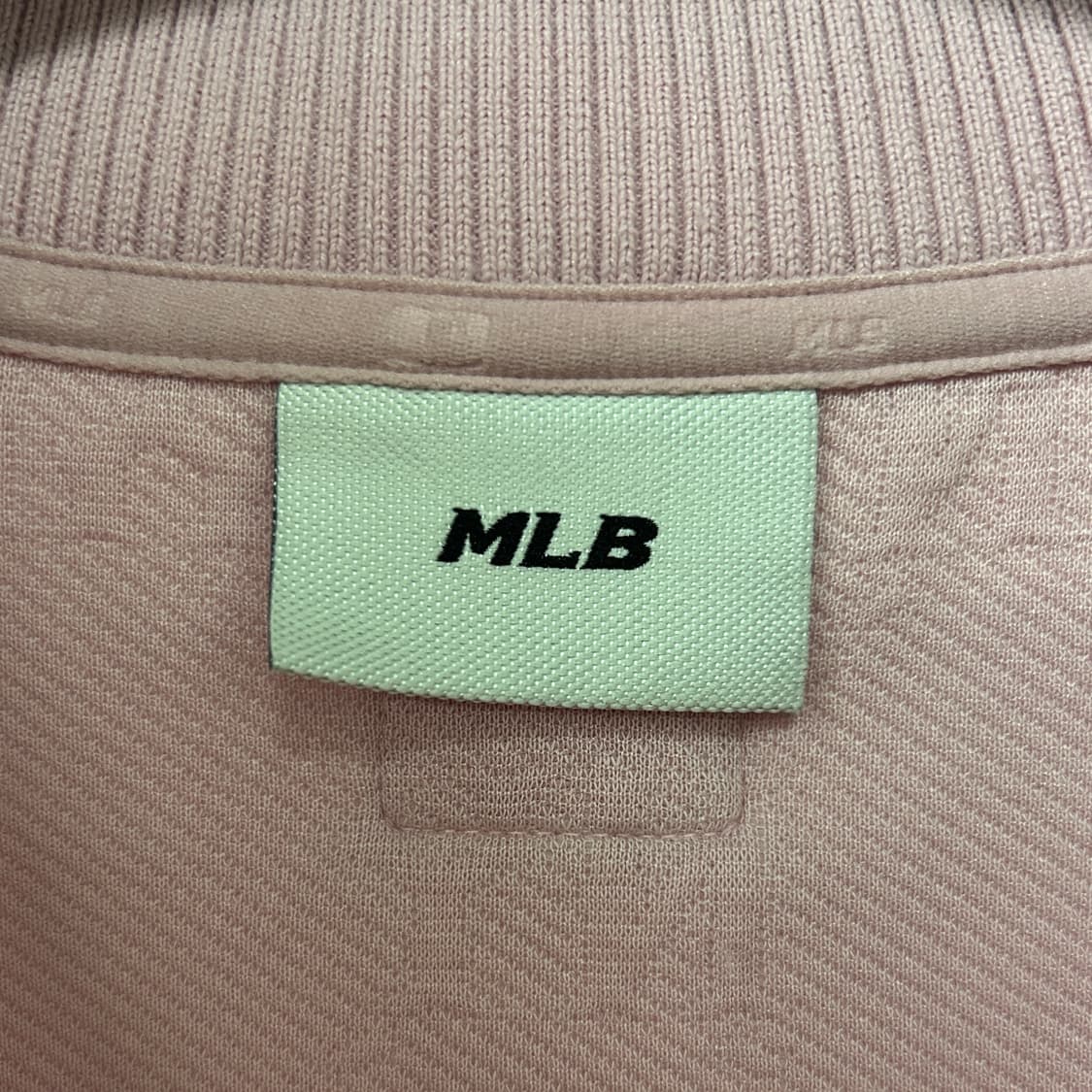 MLB 뉴욕 양키스 NY 모노로고 핑크 반집업 맨투맨 상품이미지5