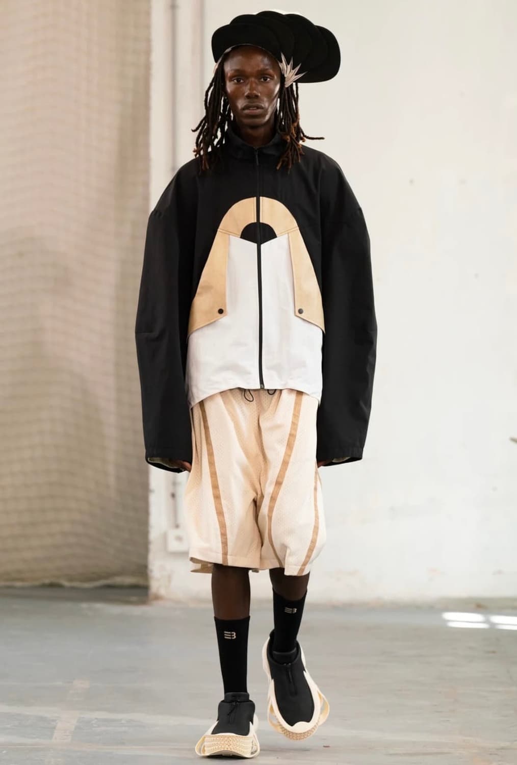 네임세이크 23ss 아치 패턴 자켓 스웨이드 패널 상품이미지1