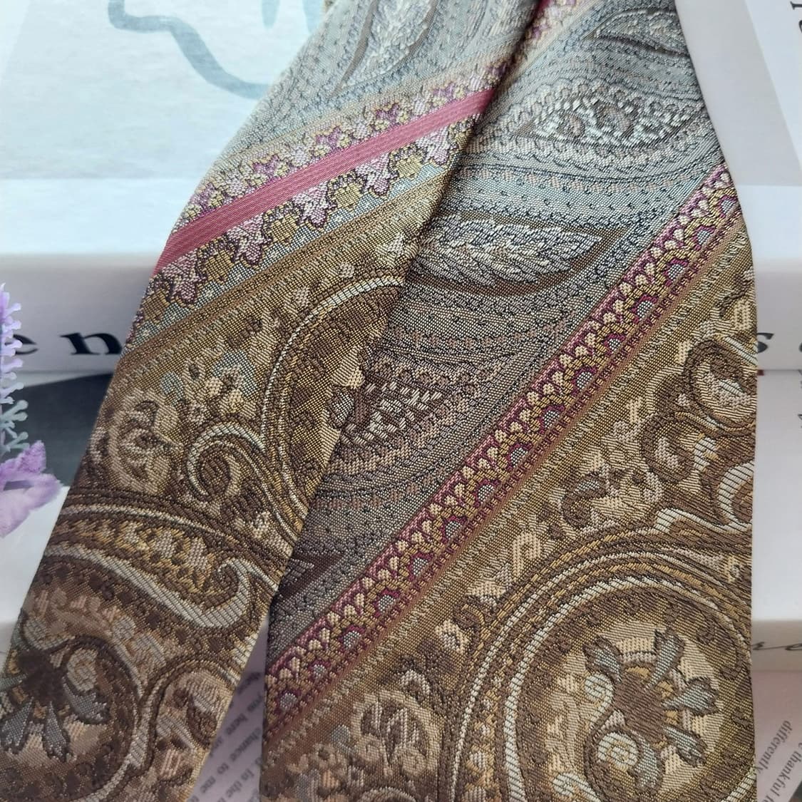 치레리오 실크 브라운 페이즐리 패턴 넥타이 9.4cm A+등급 K1304 상품이미지3