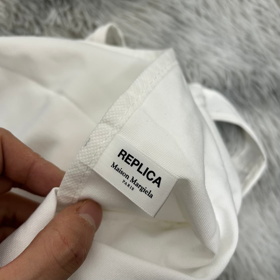 메종 마르지엘라 레플리카 퍼퓸 토트백 상품이미지6