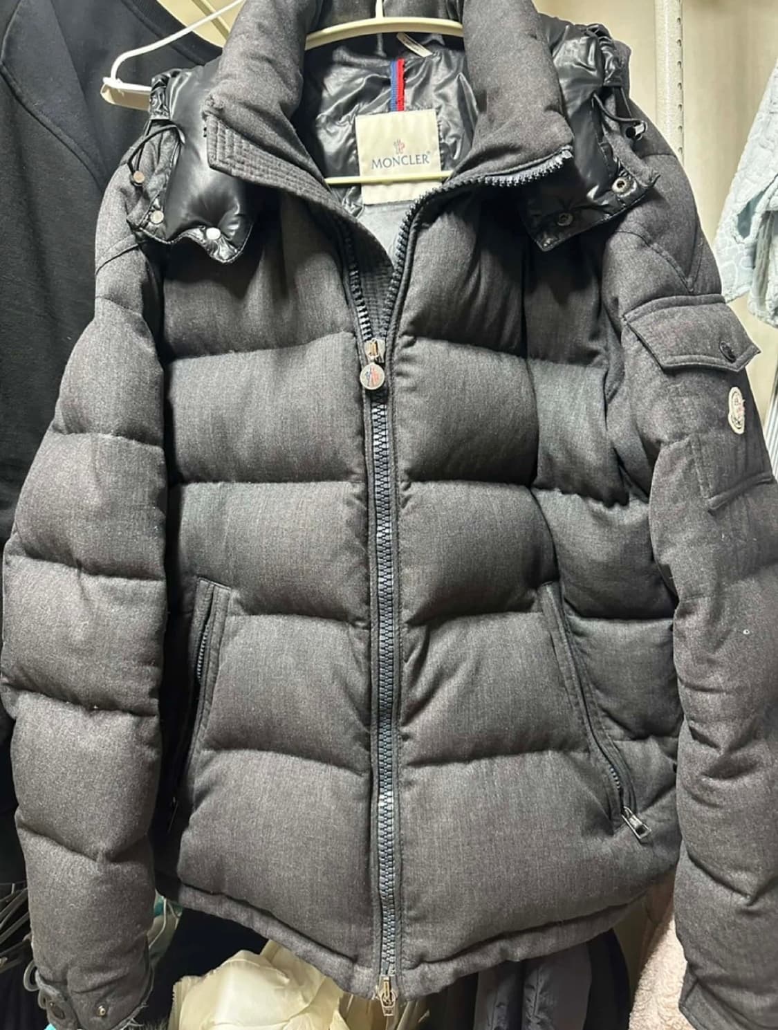 몽클레어 몽제네브르 2사이즈 그레이 패딩 상품이미지1