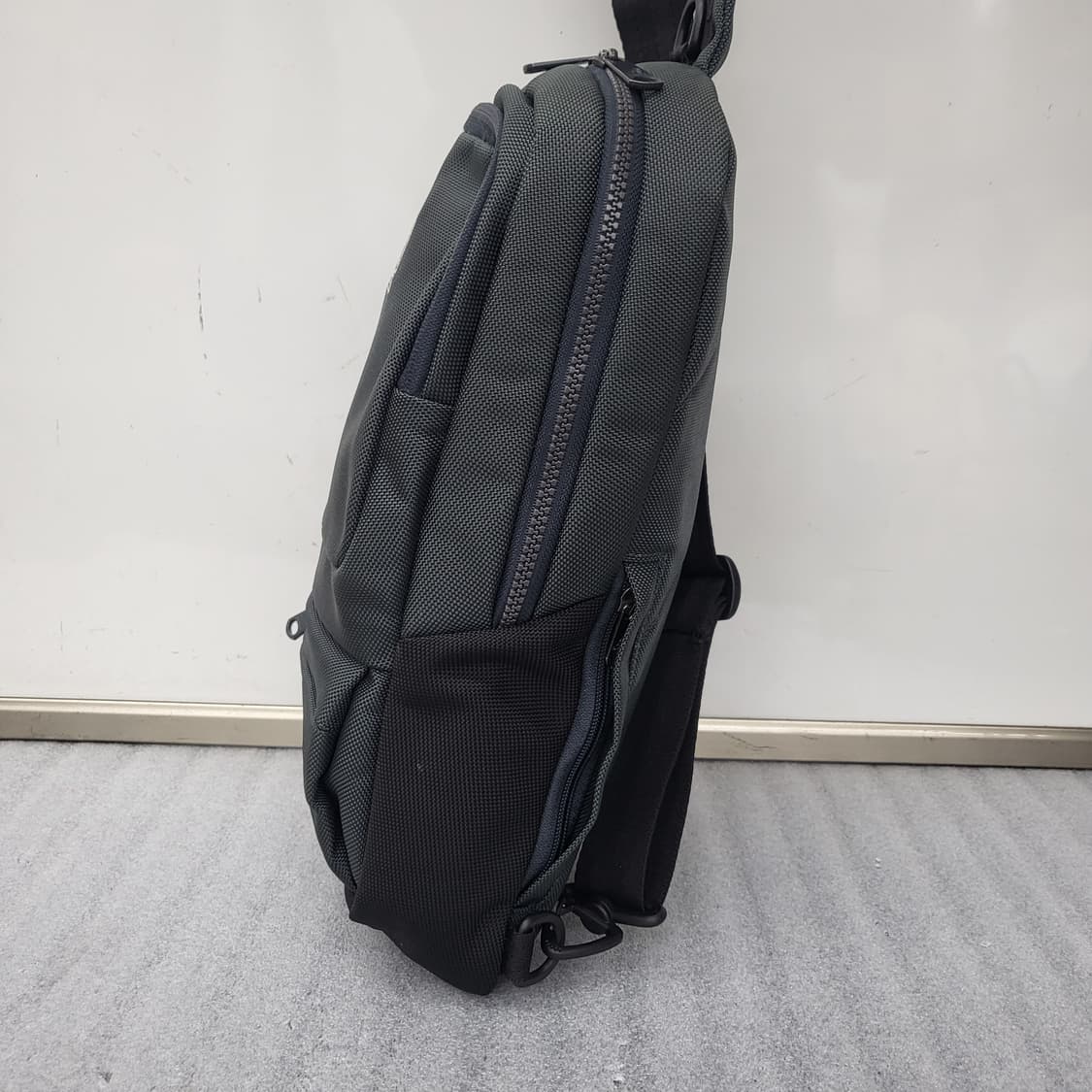 캉골 정품 슬링백 39x22x7cm 상품이미지4