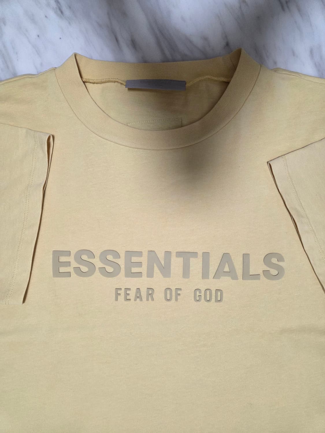 피오갓에센셜 빅로고 반팔 티셔츠 상품이미지3