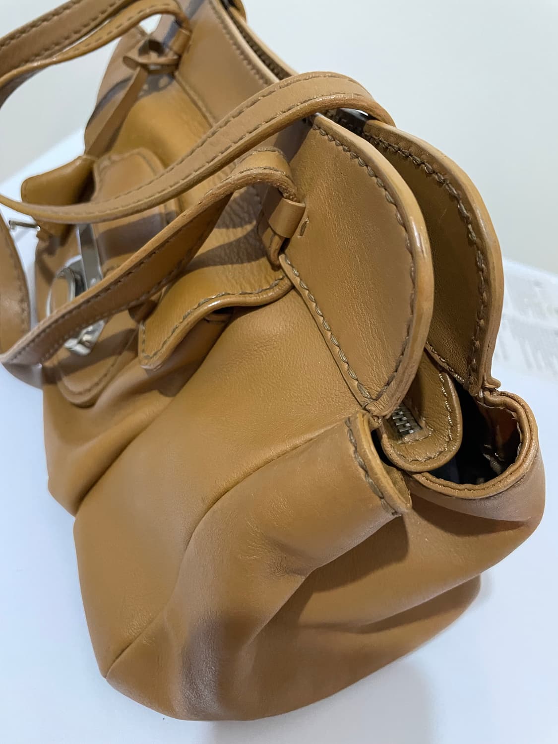 Tod's 토즈 빈티지 가죽 사첼백 토트백 바우레토 (무료배송) 상품이미지3