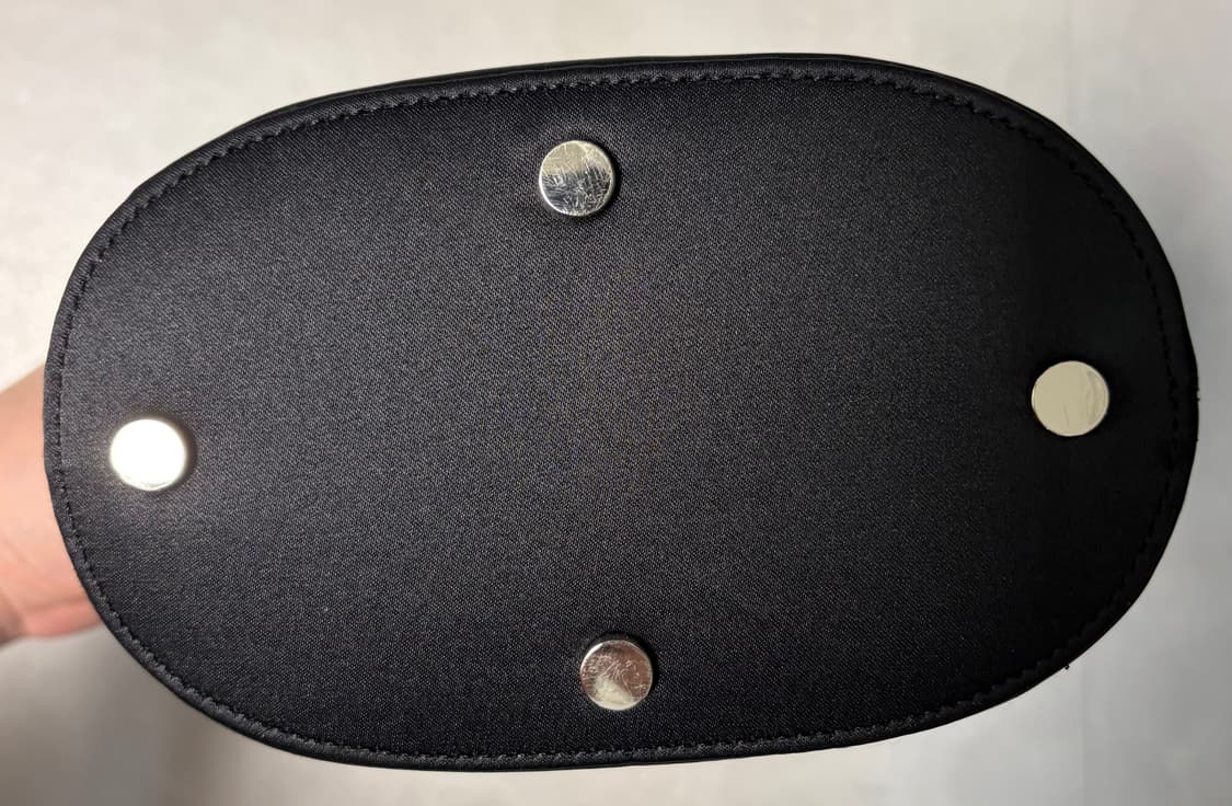 더오픈프로덕트 새틴 로고 토트 백 상품이미지4