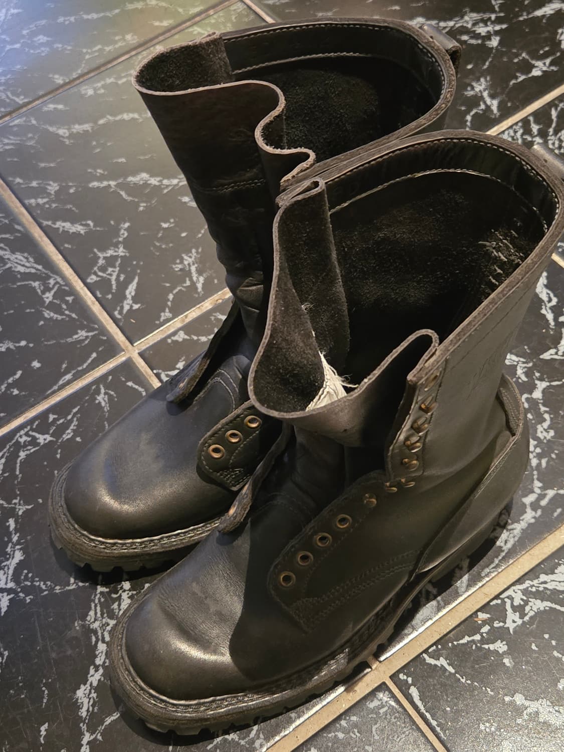 화이츠부츠 스모크점퍼 8d 상품이미지2