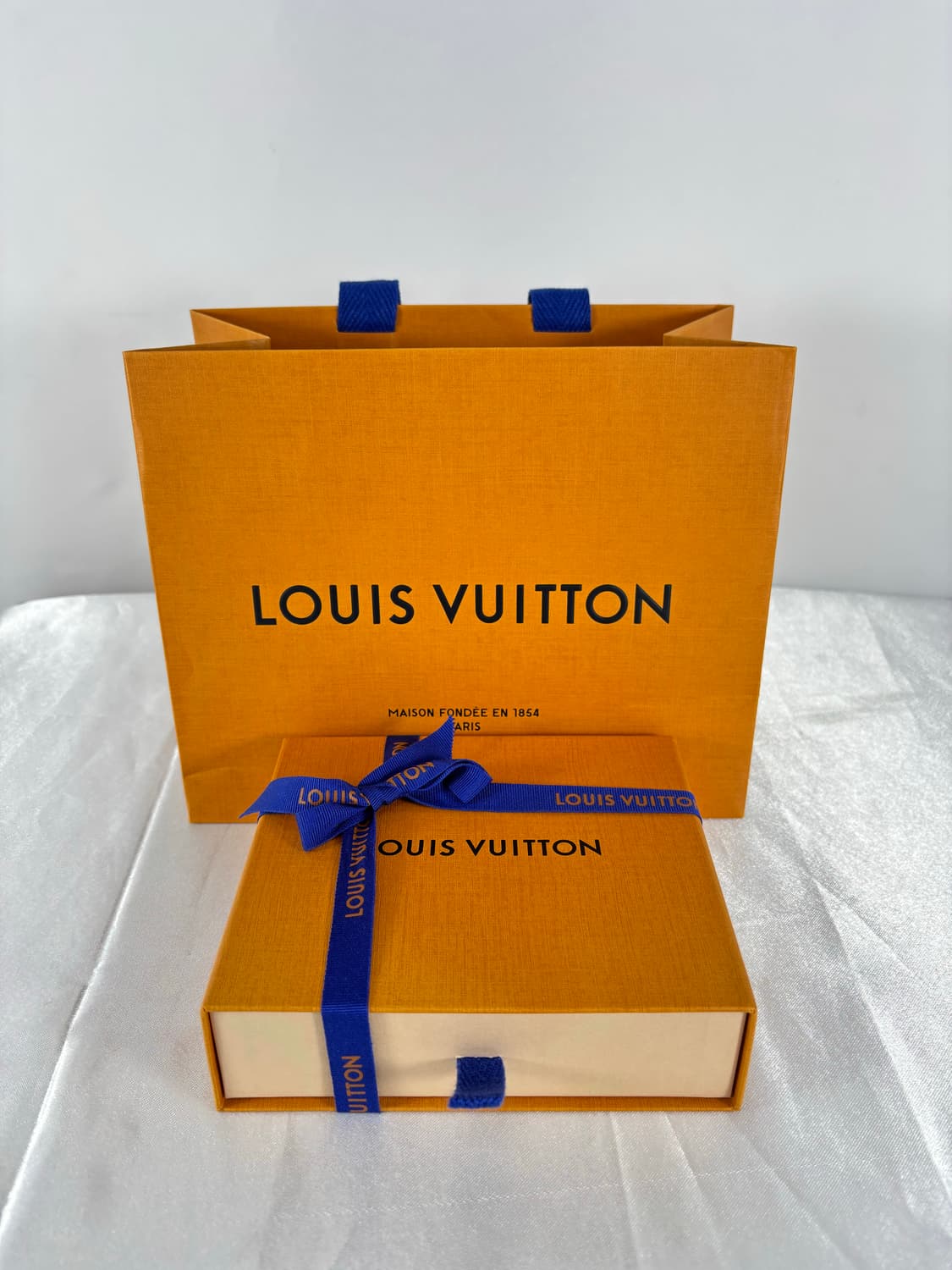 (새상품급/정품)루이비통 멀티플 섀도우 반지갑 블랙 상품이미지9