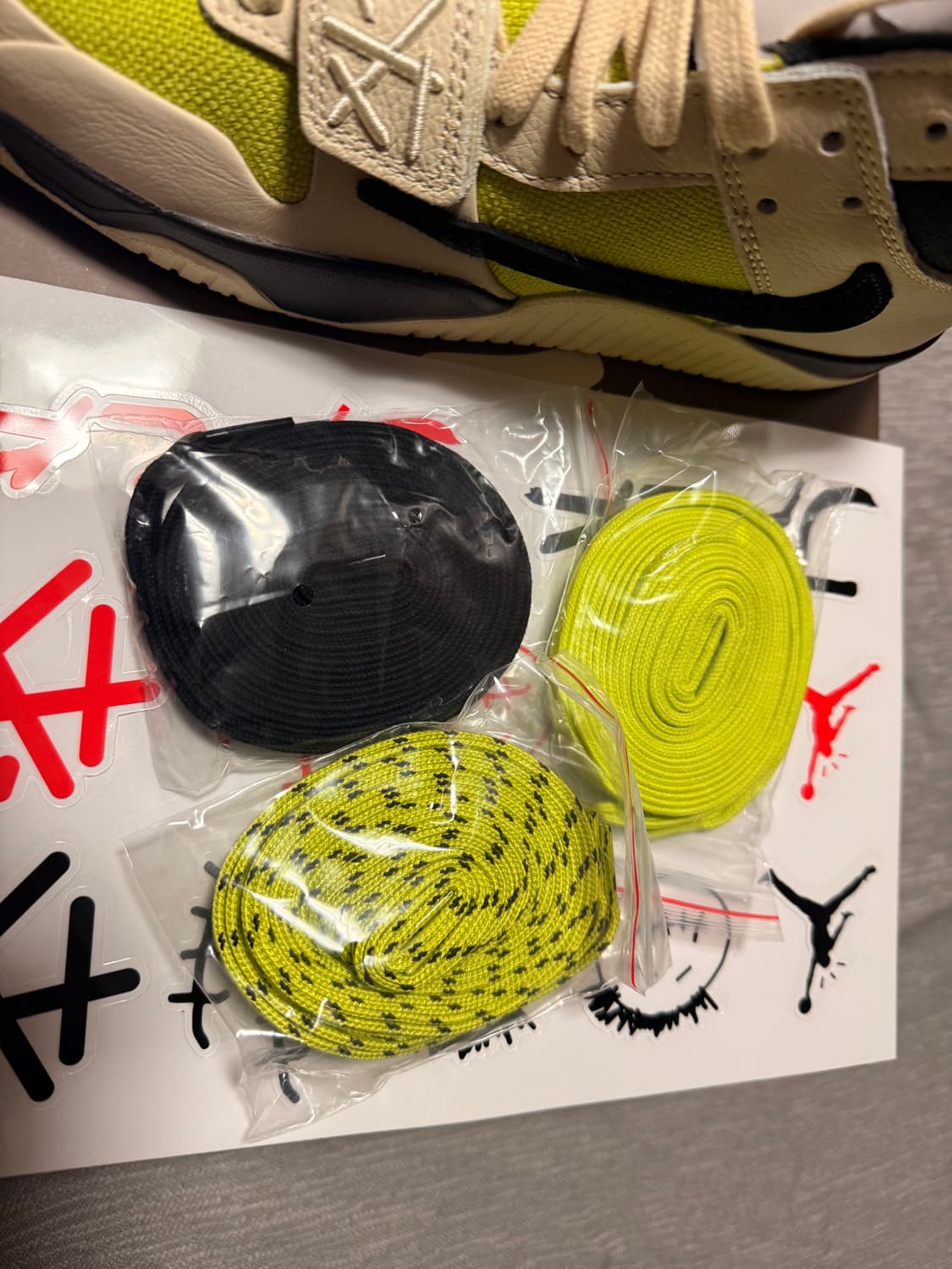 조던 x 트래비스 스캇 점프맨 잭 TR 브라이트 캑터스 상품이미지4