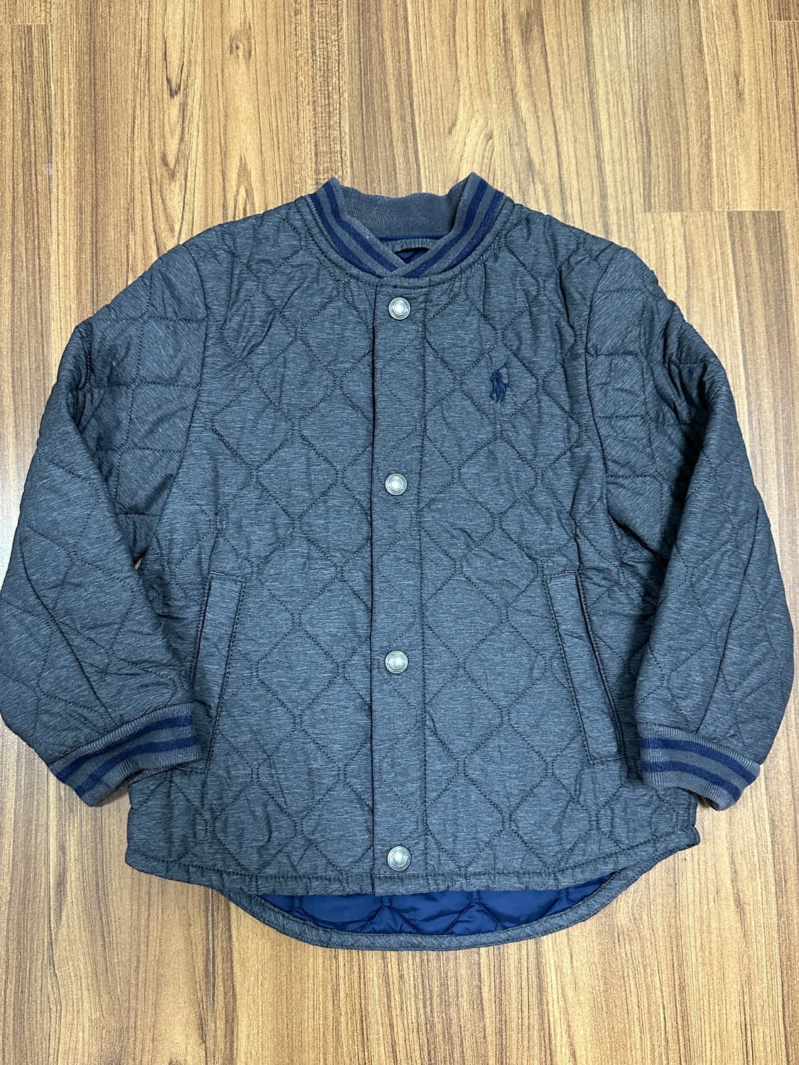 폴로 랄프로렌 키즈 그레이 퀼팅 자켓 4 상품이미지2