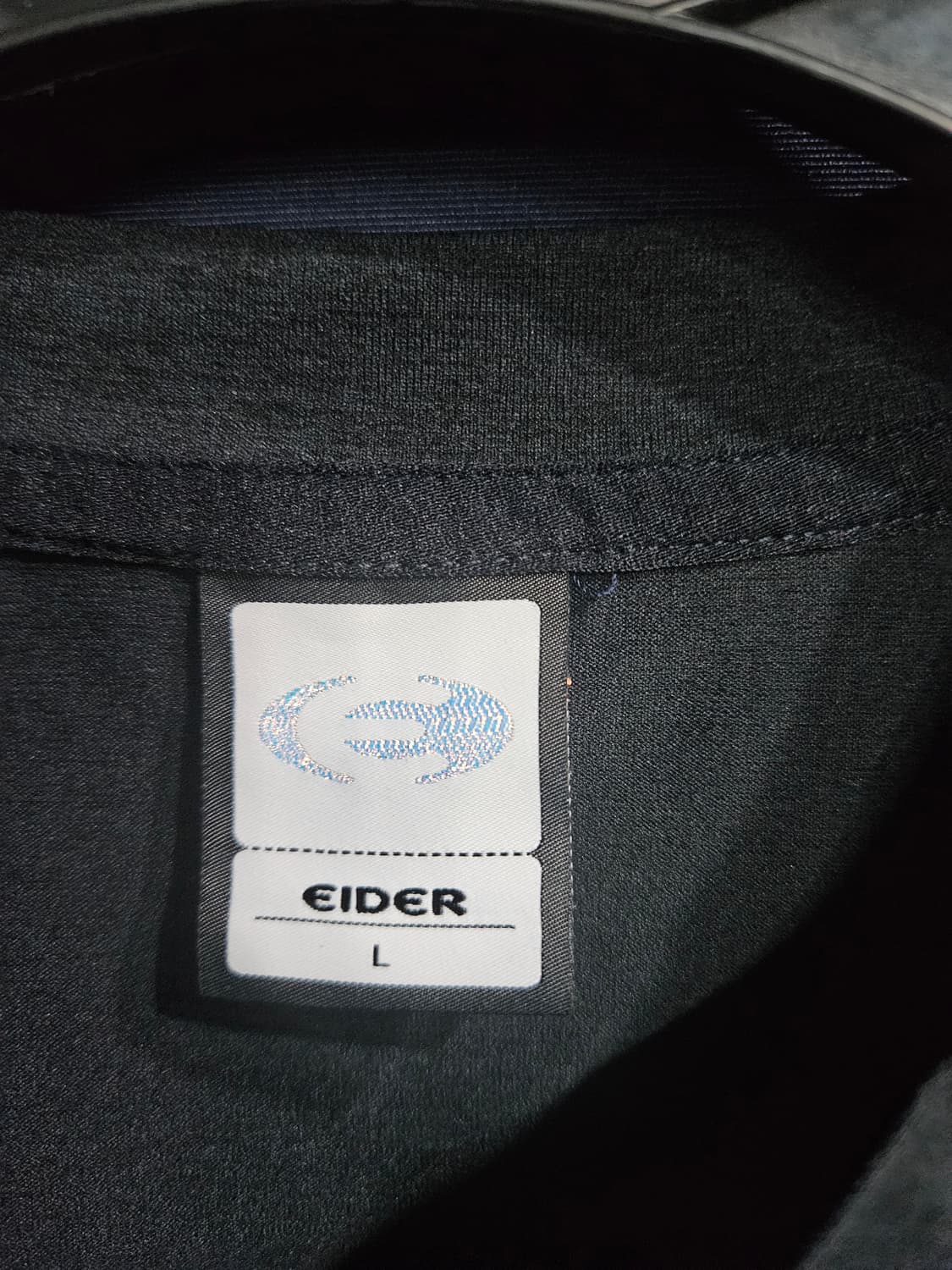 아이더 블랙차콜 남성 100 긴팔티셔츠 상품이미지3