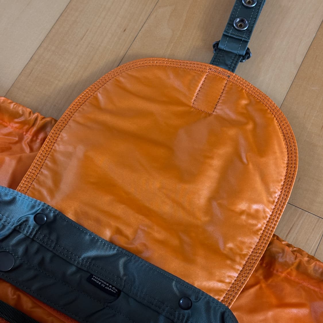 포터 올 뉴 탱커 럭색 세이지 그린 상품이미지4