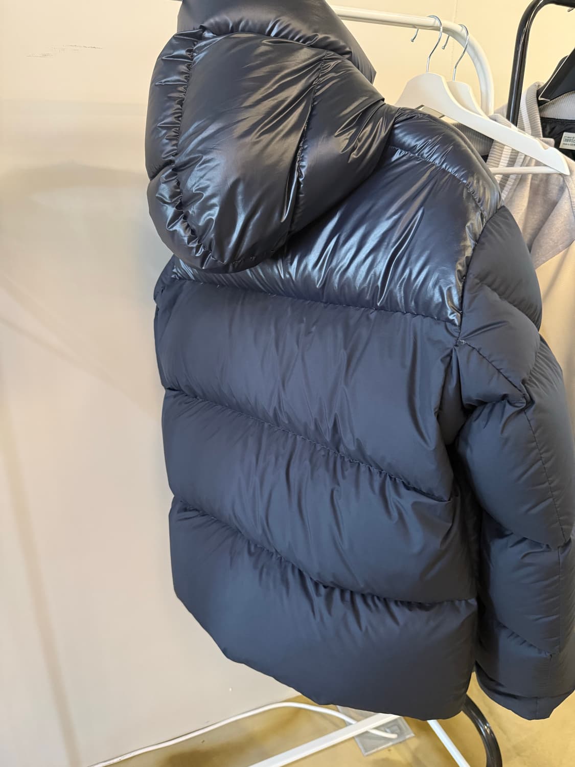 [S급/5]22FW 몽클레어 DAMAVAND 구스다운 후드 패딩점퍼 상품이미지2