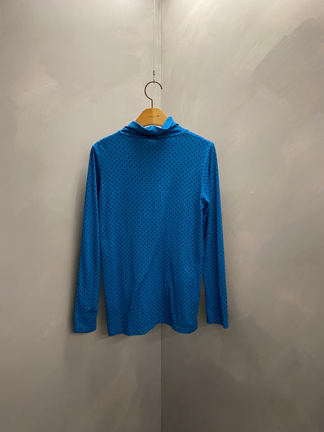 빈티지 플라워 패턴 폴라티  상품이미지6