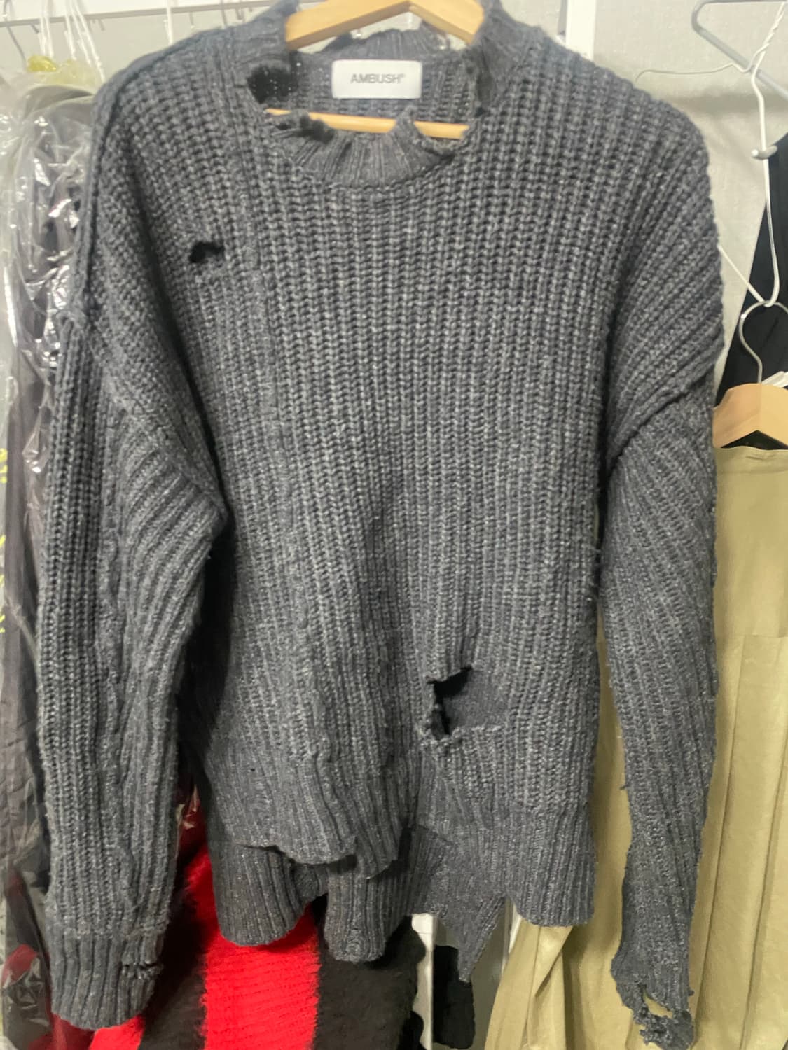ambush 앰부쉬 디스트로이드 니트 상품이미지1