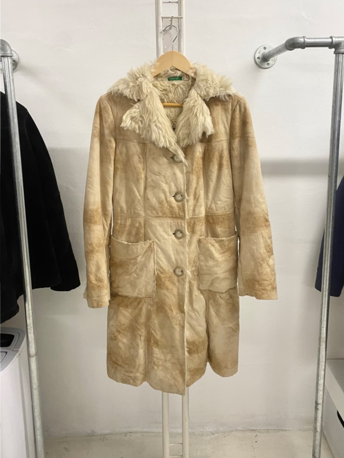 BENETTON suede fur coat 베네통 퍼 무스탕 코트 상품이미지2