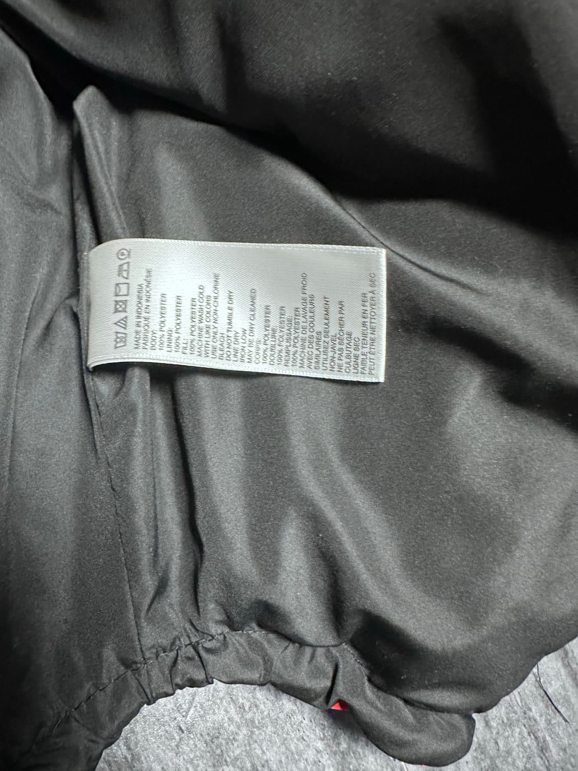 어반아웃피터스 패딩 상품이미지4