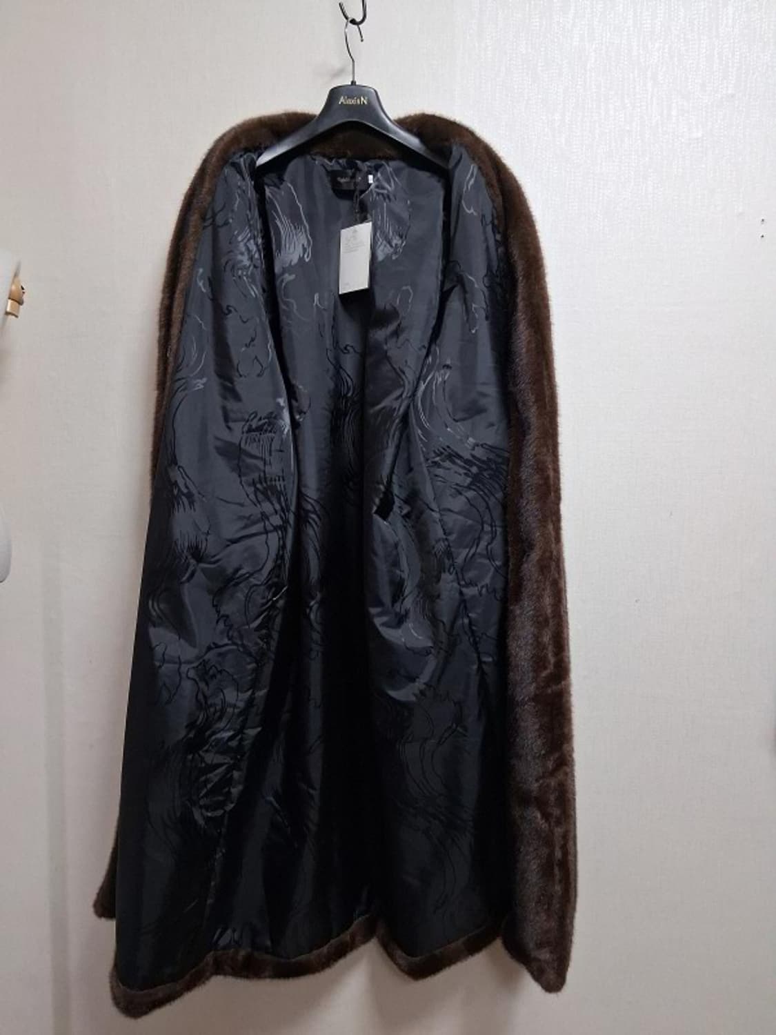 친환경 휘메일 모조밍크롱코트 새로운트랜드 브이넥밍크롱 카라제이121CM길 상품이미지4