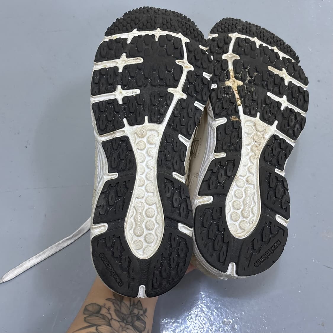 235 뉴발란스 여성 운동화 0407E2 상품이미지6