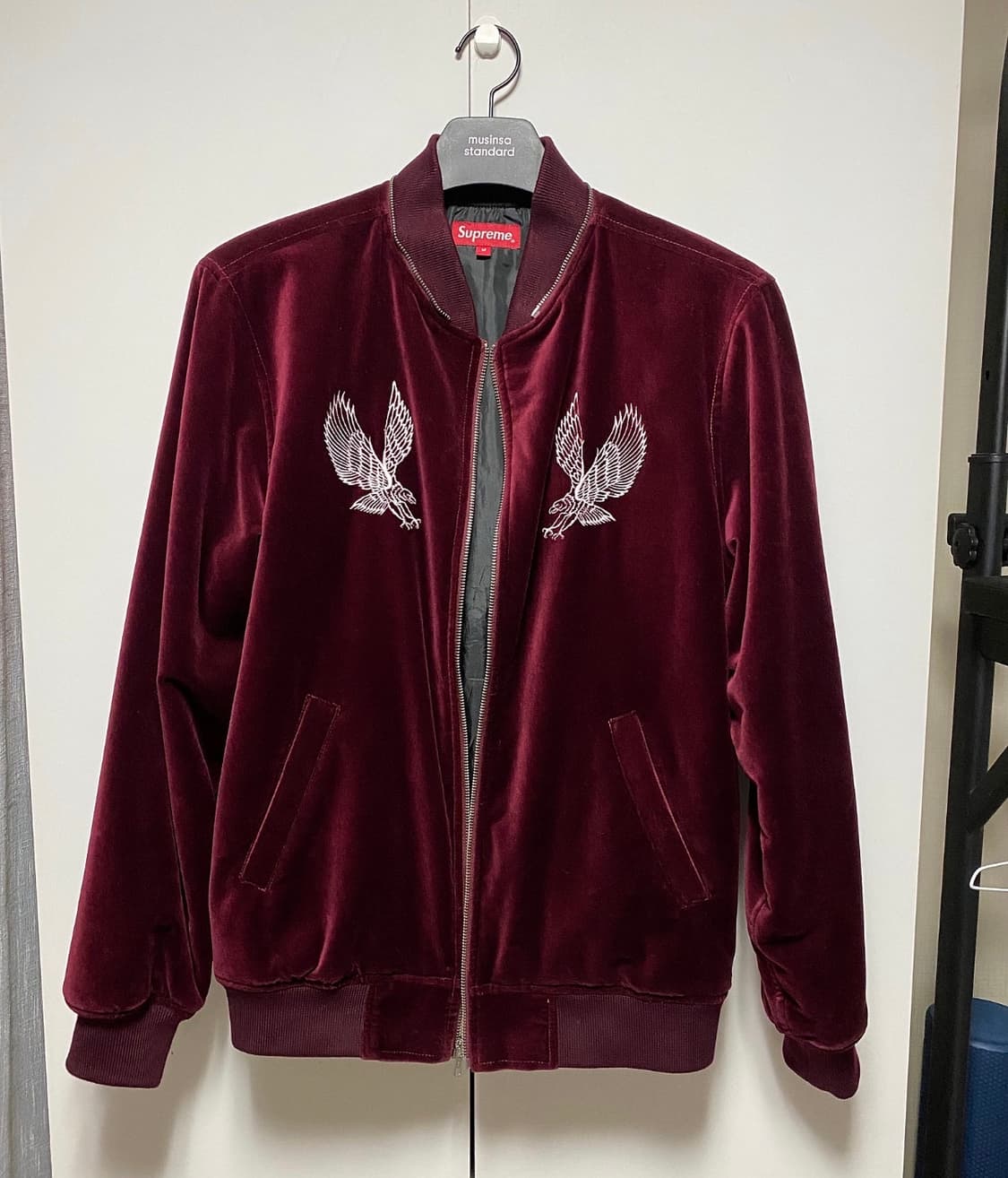 슈프림 벨벳지켓 상품이미지1