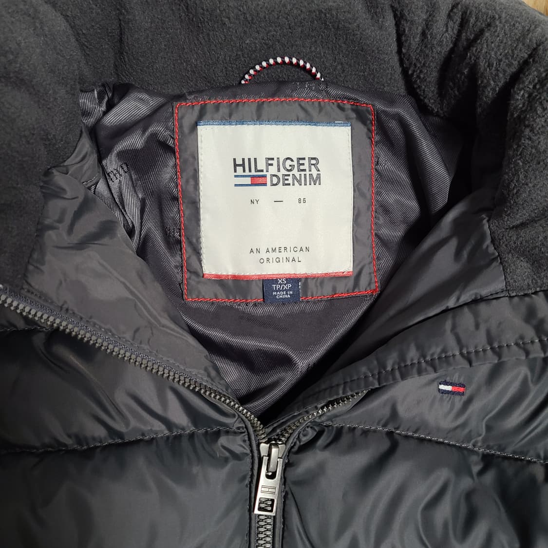 타미힐피거 슬림 다운 패딩 XS 상품이미지6