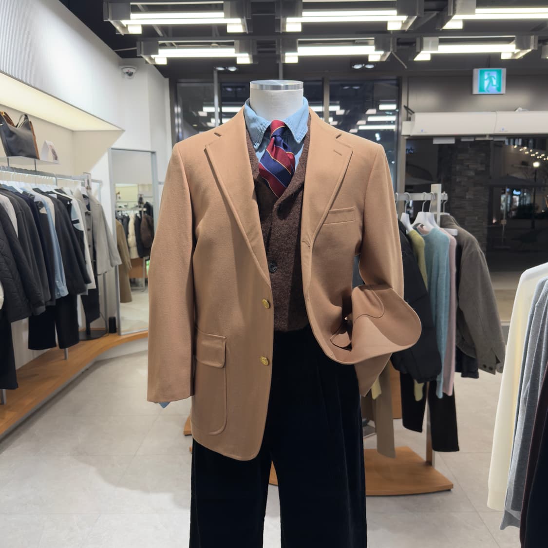 제이프레스 울 카멜 금장 블레이저 상품이미지2