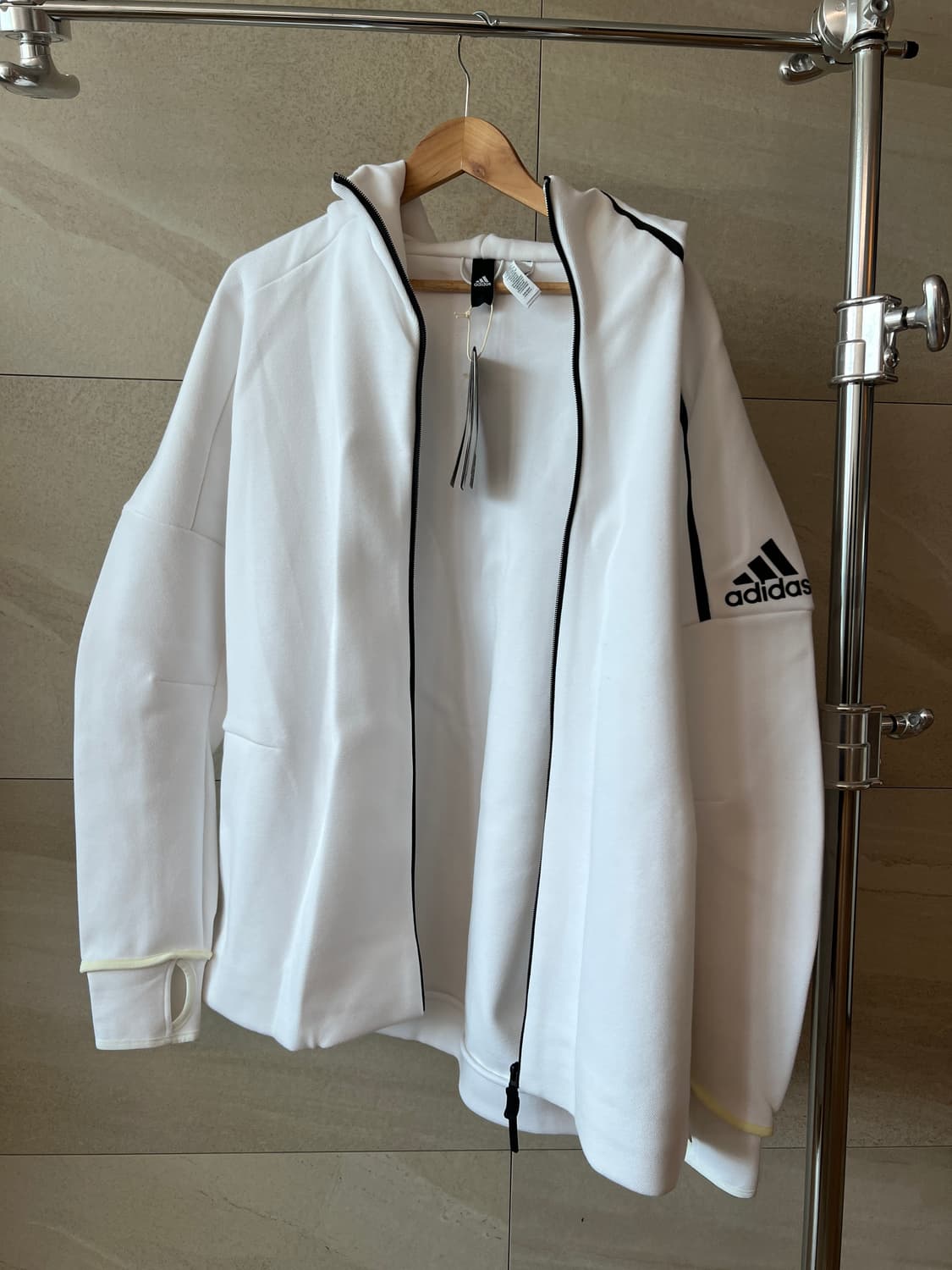 [110/2XL] [새제품] 아디다스 야상 바람막이 (가볍고 탄탄함) 상품이미지9