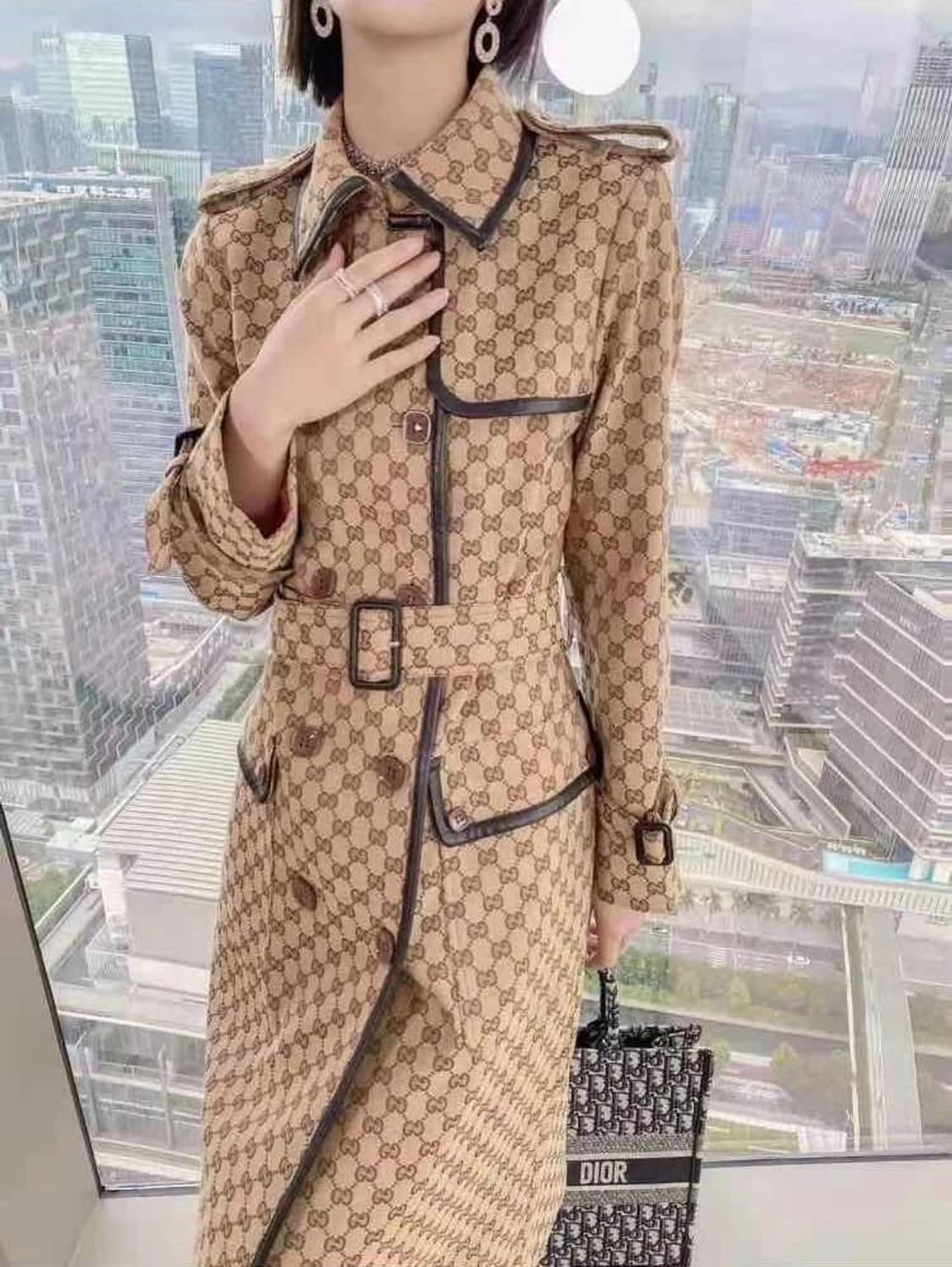 구찌 GG 수프림 트렌치코트 상품이미지9