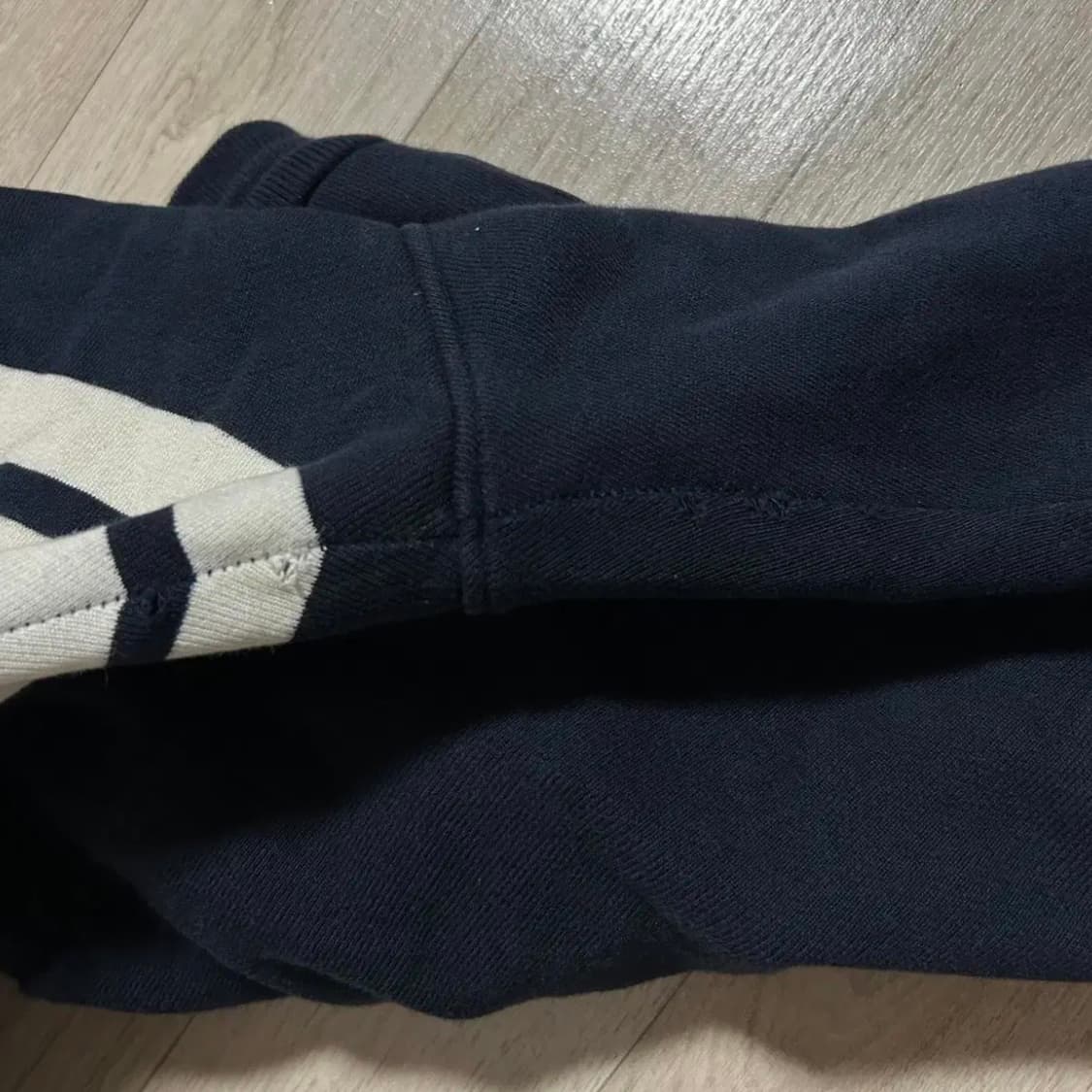 톰브라운 사선 네이비 조거팬츠(3) 상품이미지6