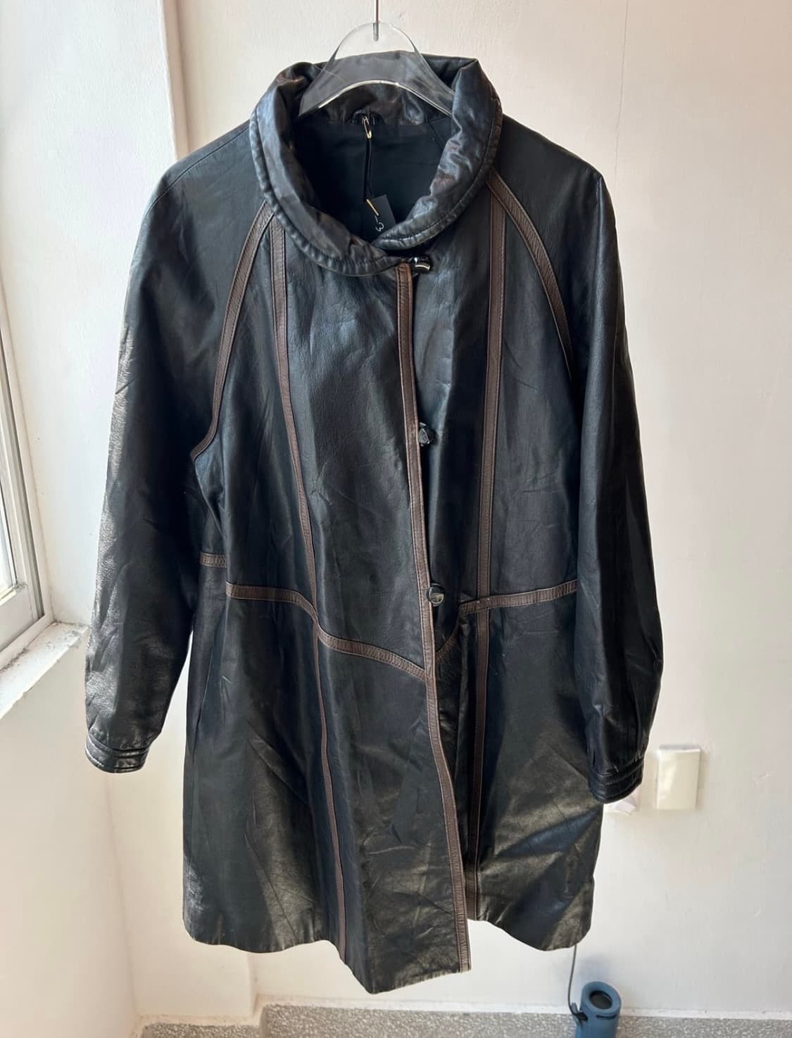 PARTINA round collar midi leather coat 상품이미지1