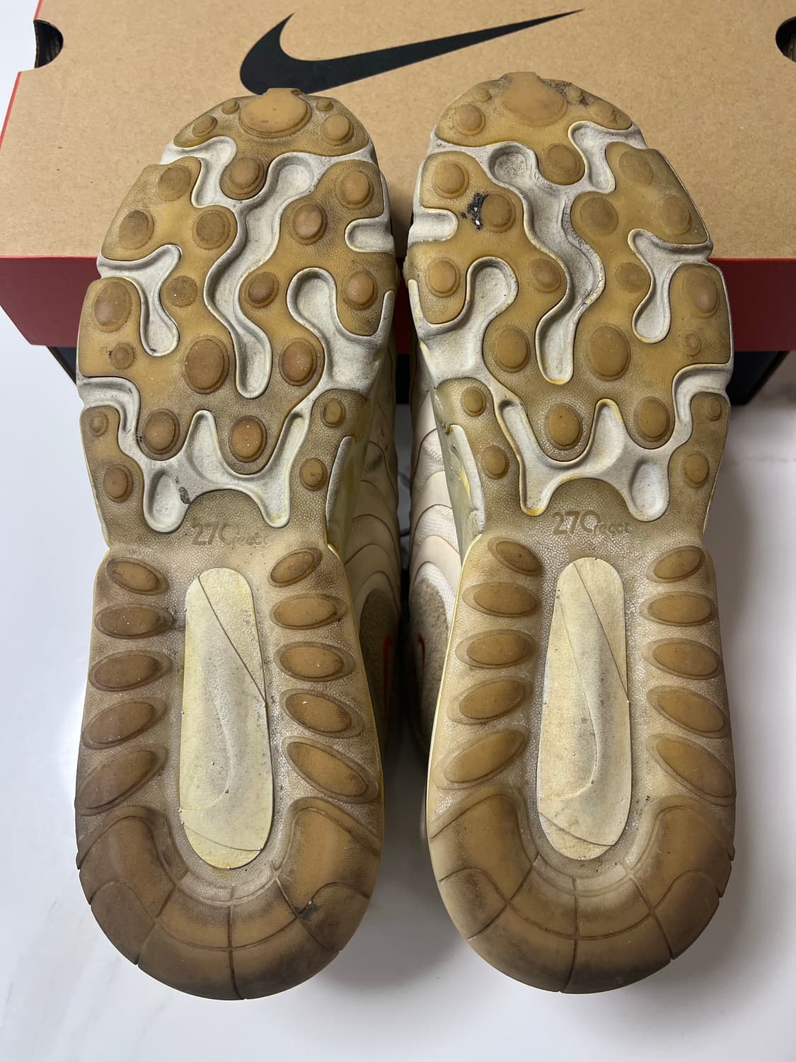 [265] 나이키 트래비스 스캇 에어맥스 270 캑터스 트레일 상품이미지7