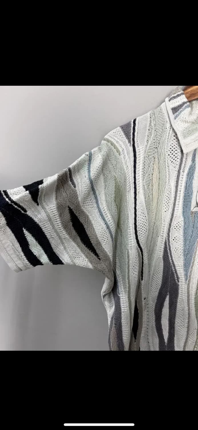 쿠지 3D 케이블 데미지 버튼 반팔니트 H2504 상품이미지3