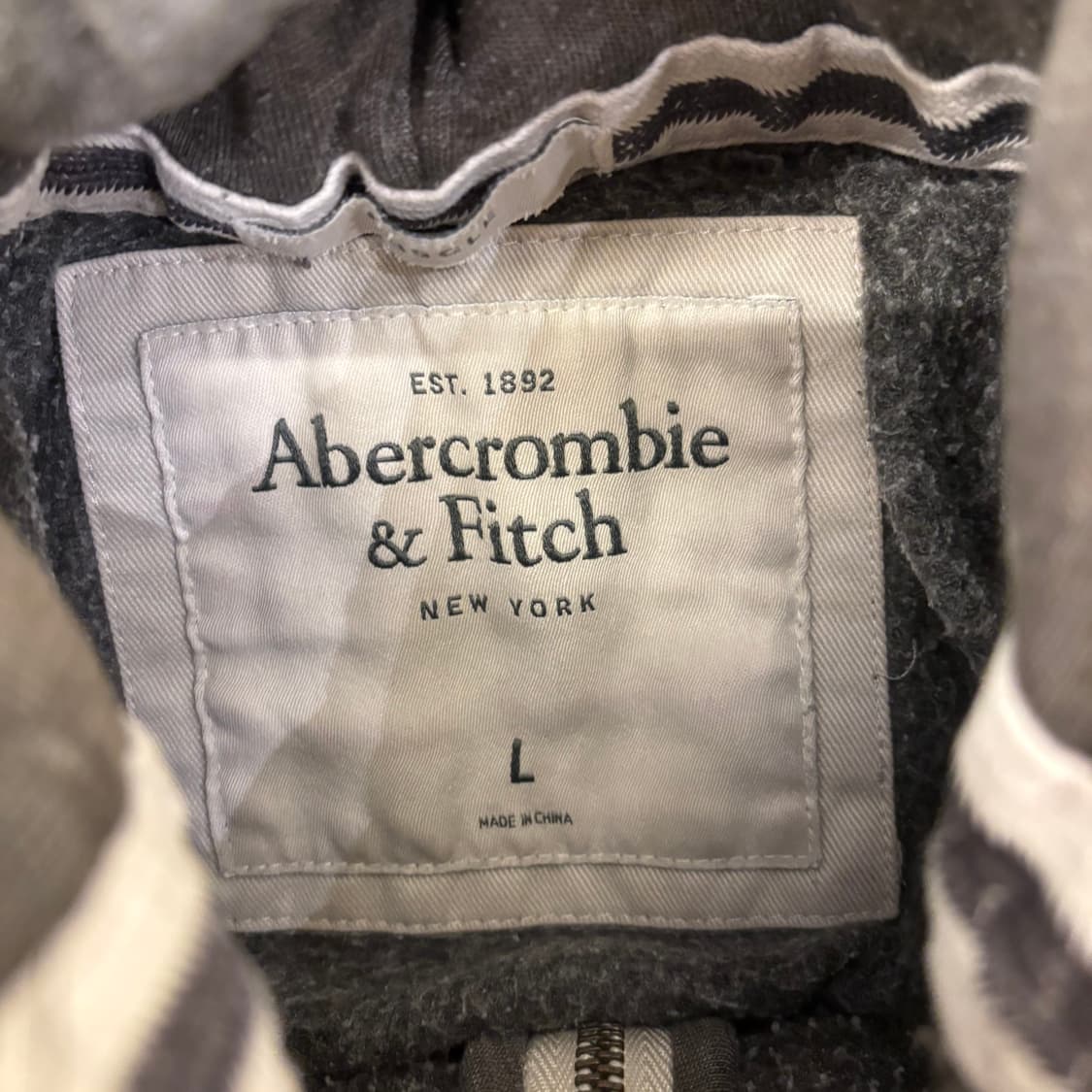 아베크롬비 사이드라인 데미지 후드집업 상품이미지4